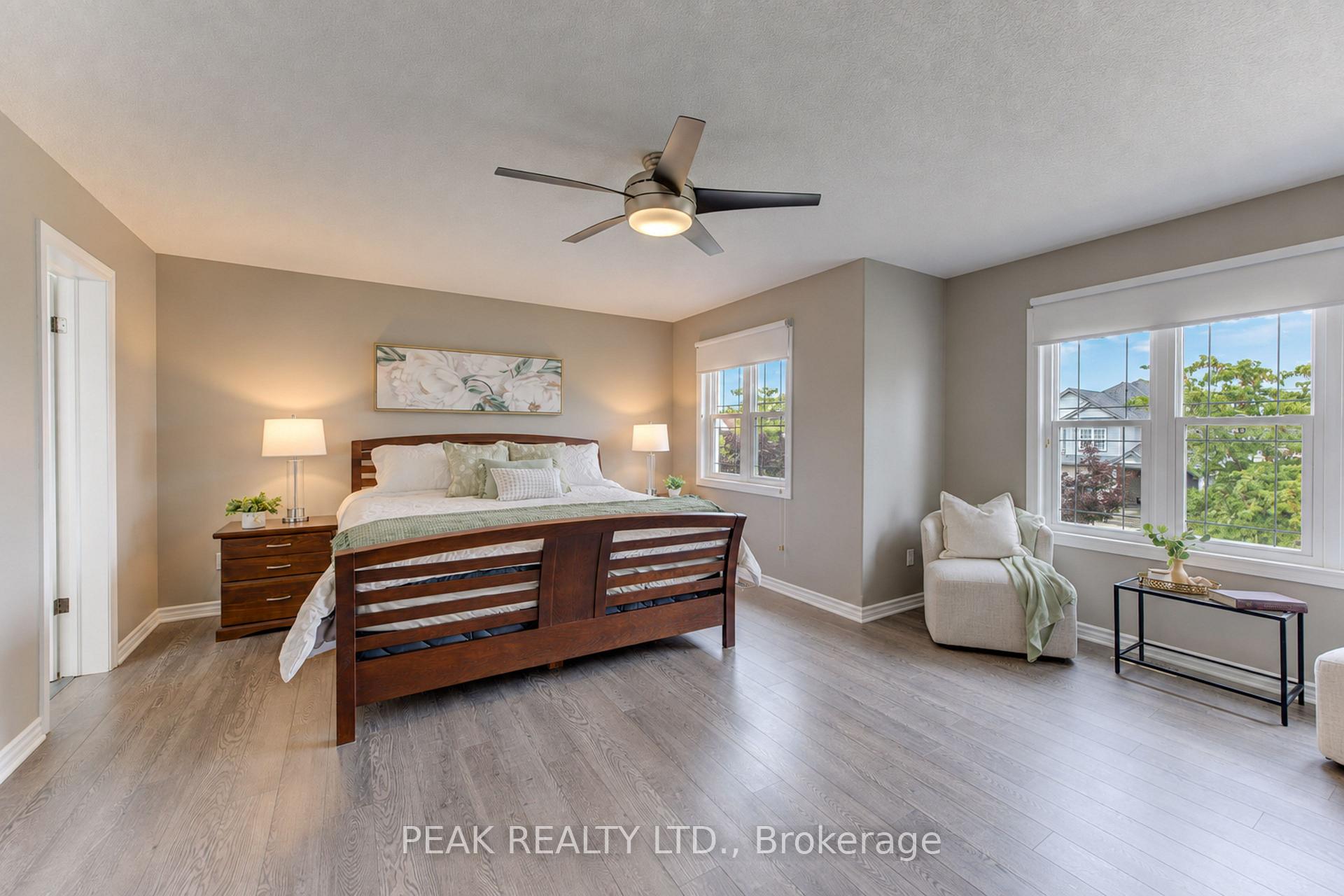 Photo 24 of 28 Roth Avenue, Wilmot, Baden — HOMEH