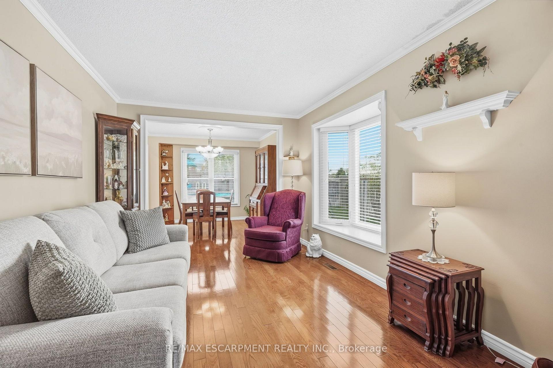 Photo 7 of 607 Clover Park Crescent, Milton, Bronte Meadows — HOMEH