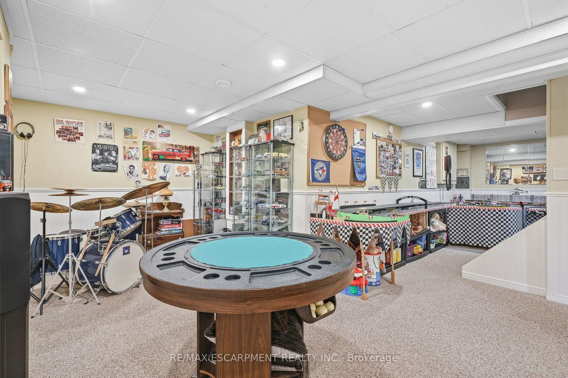 Photo 30 of 607 Clover Park Crescent, Milton, Bronte Meadows — HOMEH