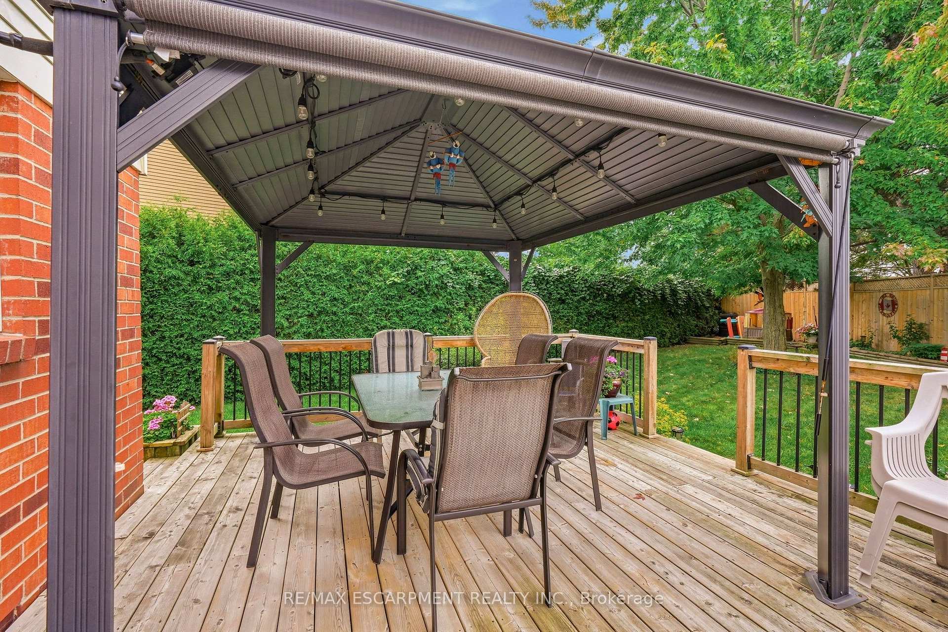 Photo 33 of 607 Clover Park Crescent, Milton, Bronte Meadows — HOMEH