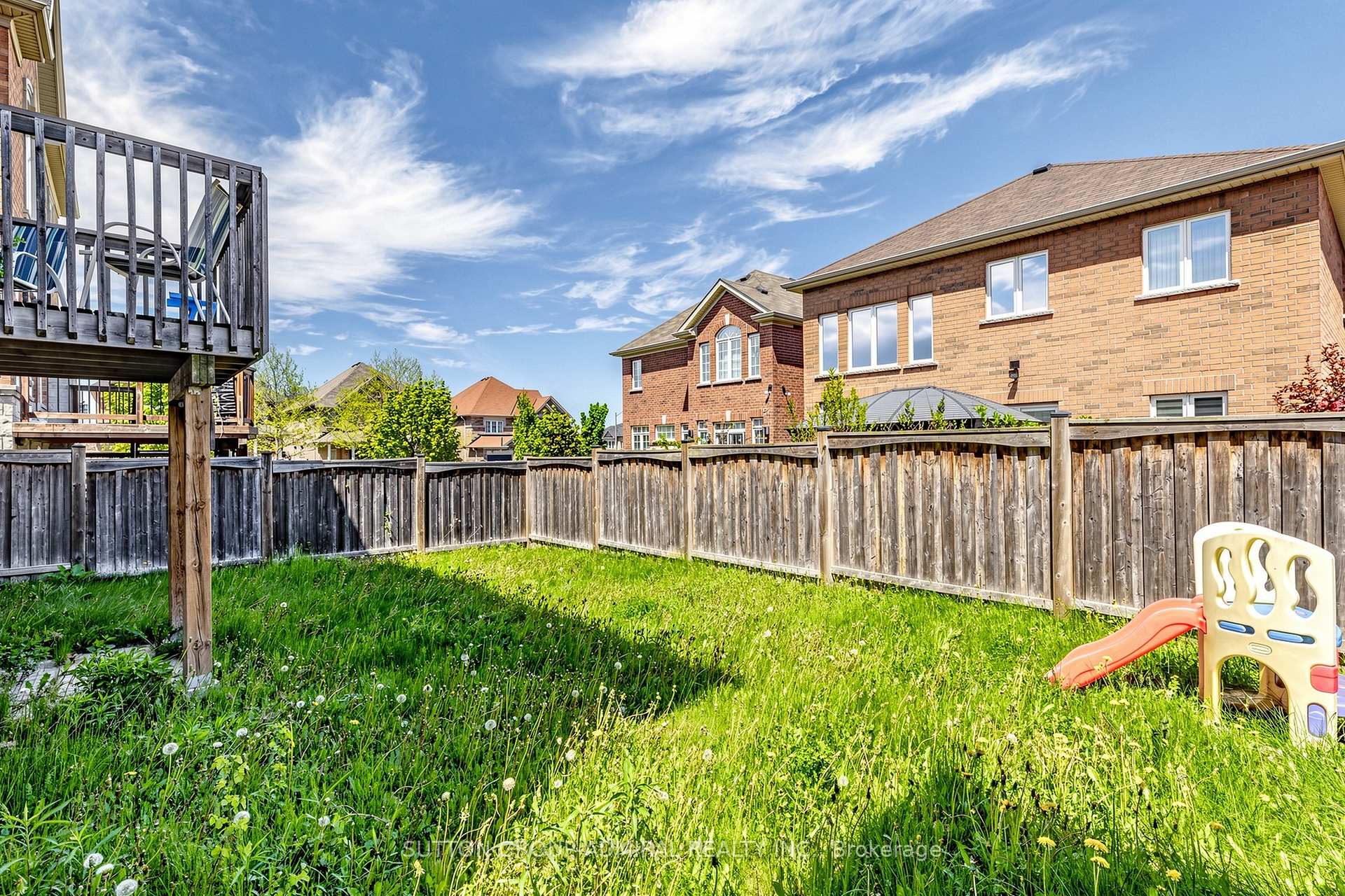 Photo 21 of 47 Edison Place, Vaughan, Patterson — HOMEH