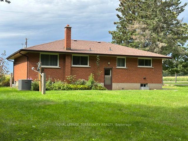 Photo 11 of 7421 Cochrane Street, Whitby, Rural Whitby — HOMEH