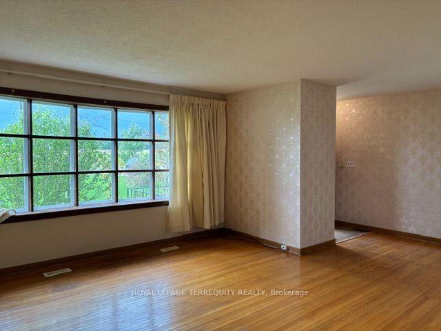 Photo 15 of 7421 Cochrane Street, Whitby, Rural Whitby — HOMEH