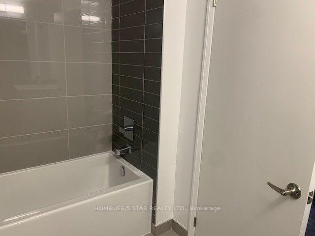 Photo 15 of Unit 430, 26 Gibbs Road, Etobicoke, Islington-City Centre West — HOMEH