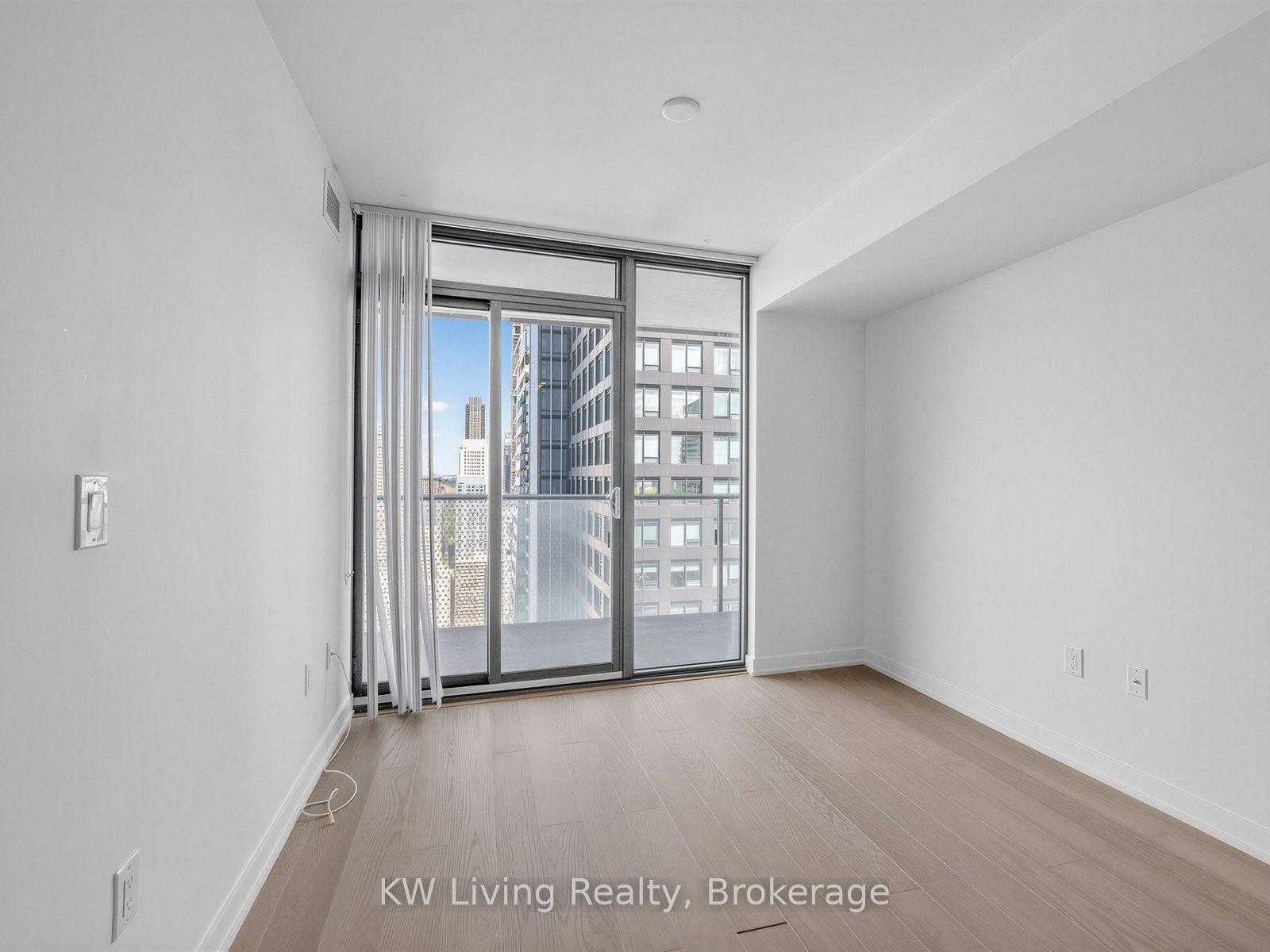 Photo 9 of Unit 4309, 11 Wellesley Street, Toronto, Bay Street Corridor — HOMEH
