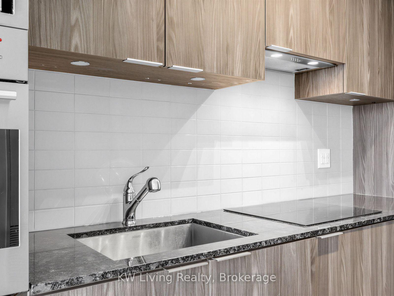Photo 17 of Unit 4309, 11 Wellesley Street, Toronto, Bay Street Corridor — HOMEH