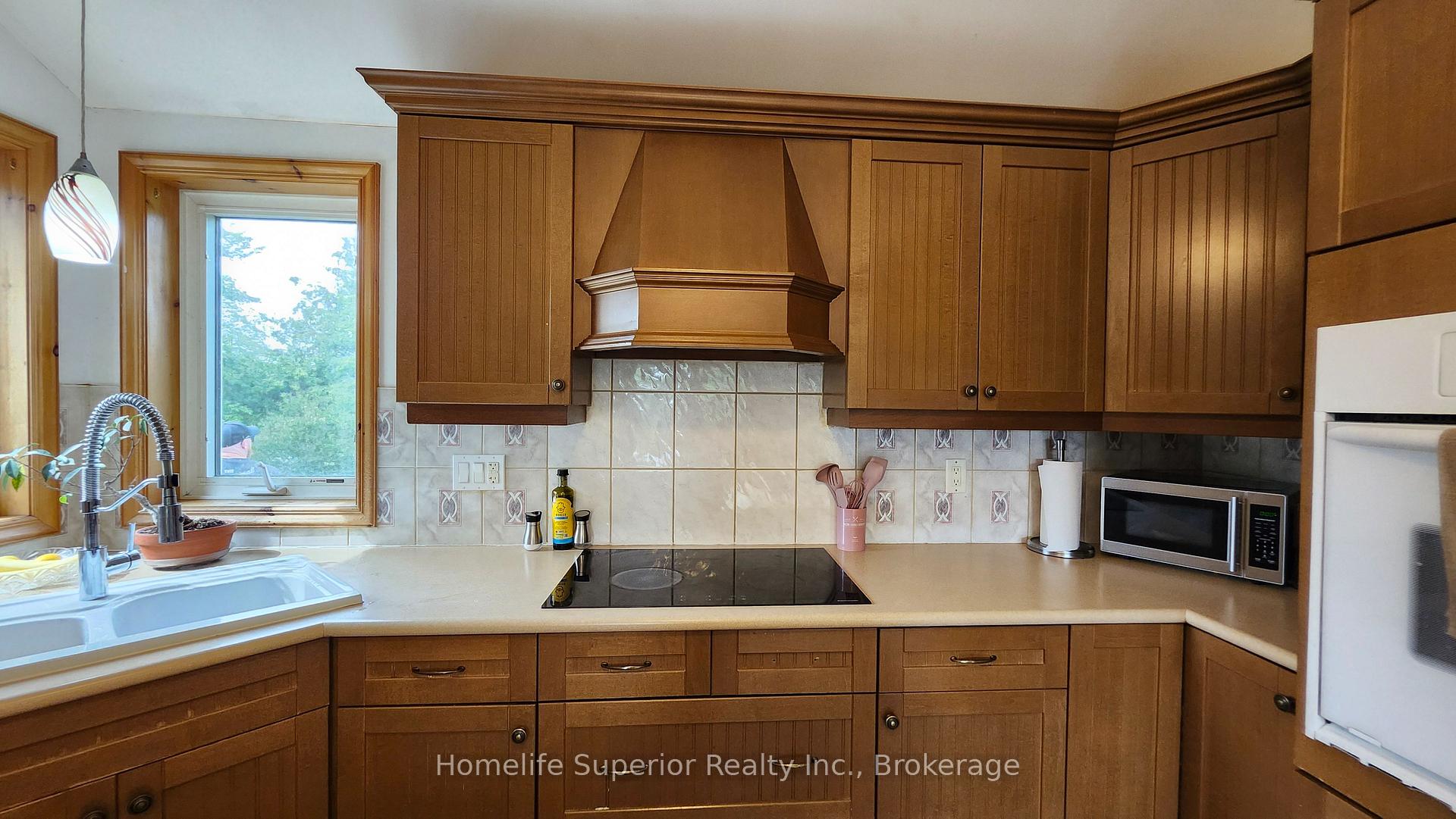 Photo 14 of 32 Wildrose Circle, Trent Hills, Rural Trent Hills — HOMEH