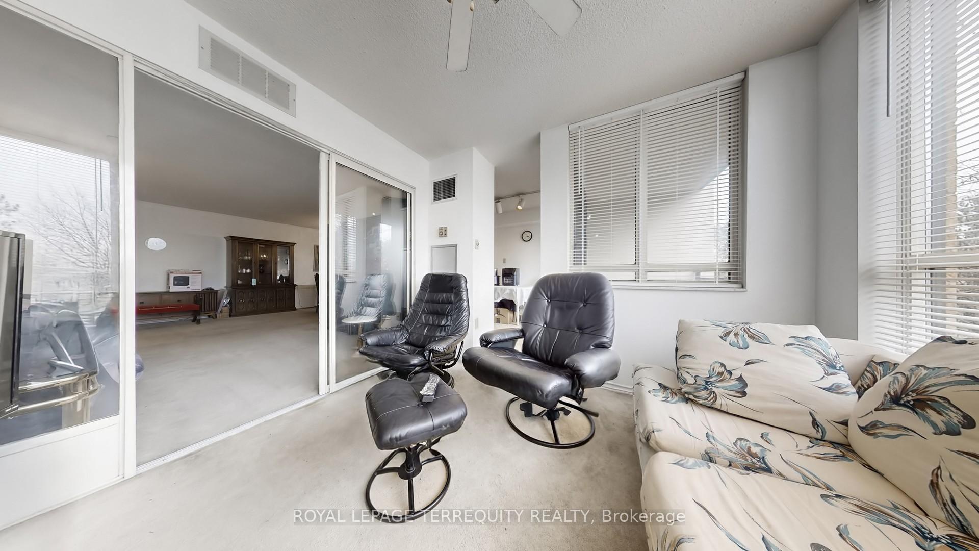 Photo 12 of Unit 211, 20 Cherrytree Drive, Brampton, Fletcher's Creek South — HOMEH