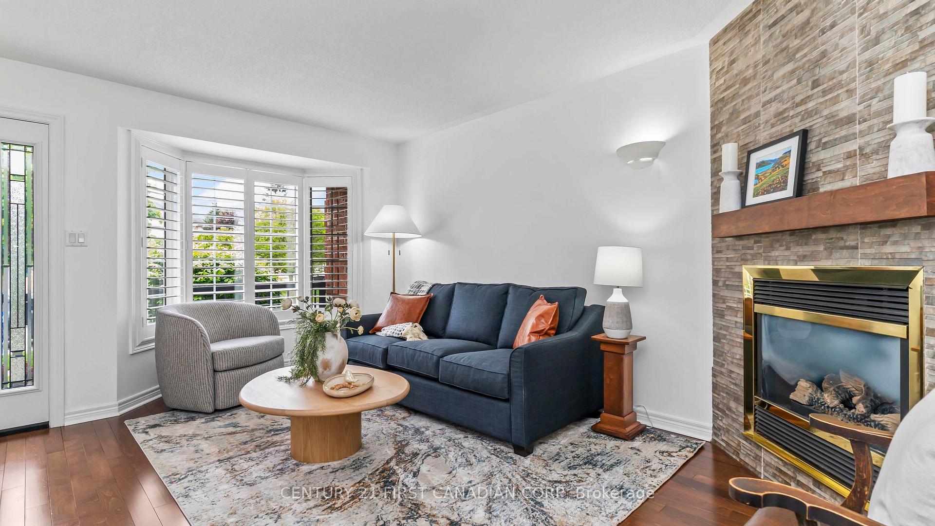 Photo 7 of 839 Guildwood Boulevard, London, North M — HOMEH