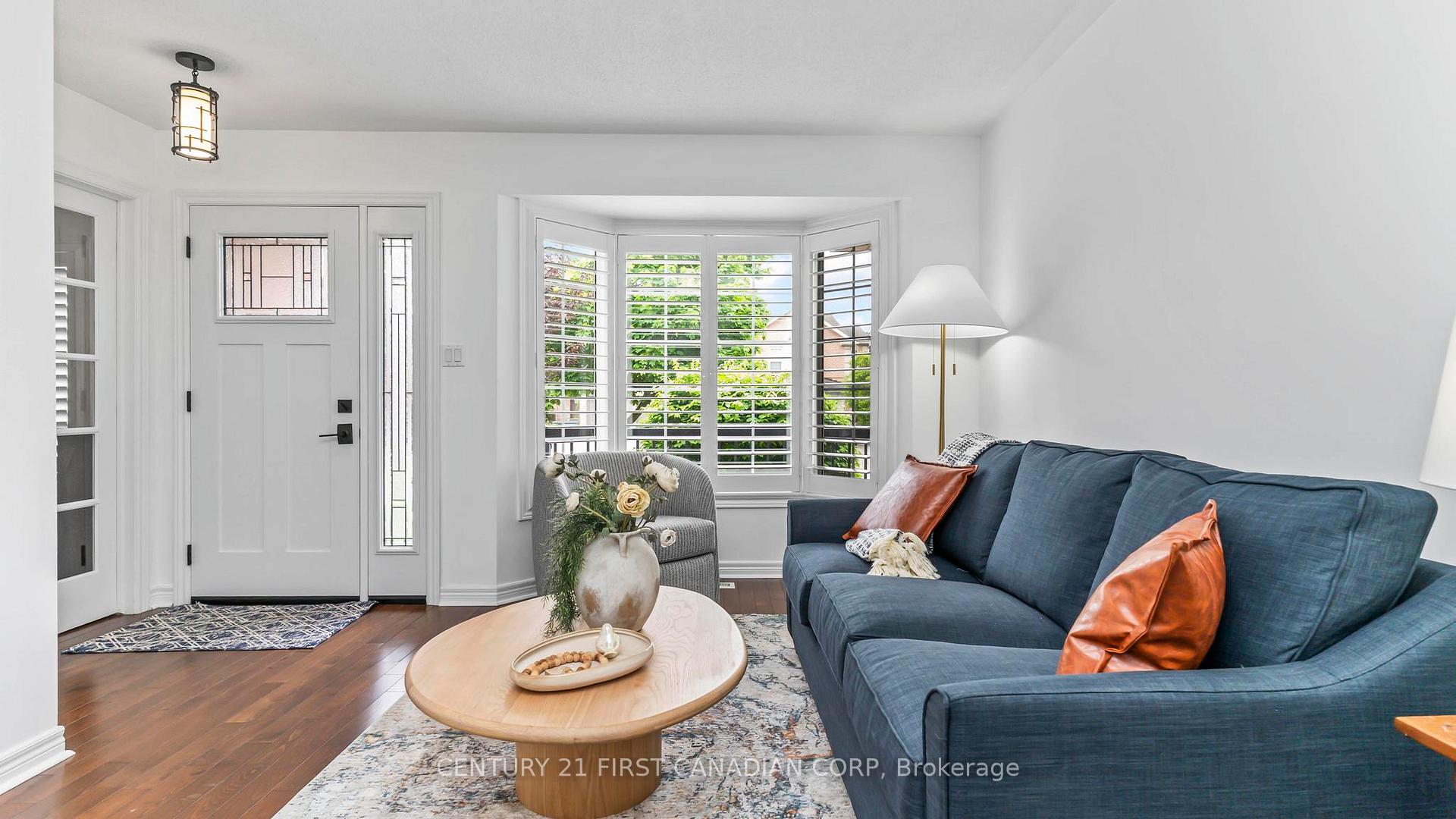 Photo 8 of 839 Guildwood Boulevard, London, North M — HOMEH