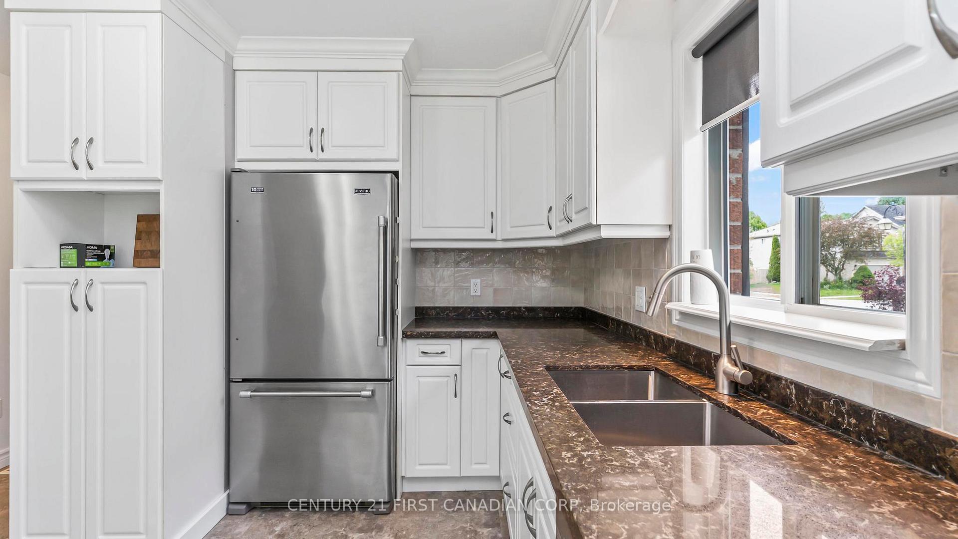 Photo 13 of 839 Guildwood Boulevard, London, North M — HOMEH