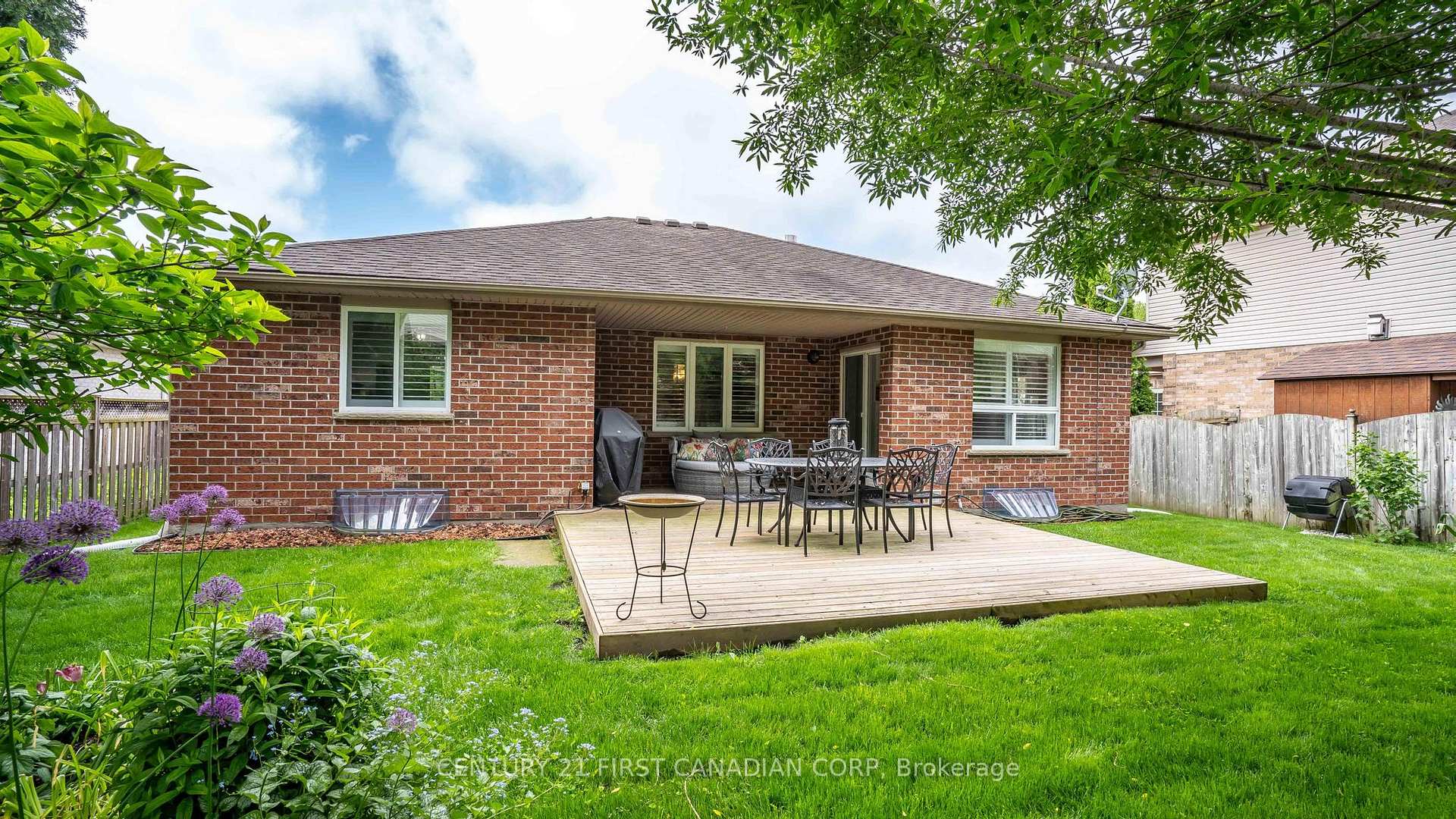 Photo 29 of 839 Guildwood Boulevard, London, North M — HOMEH