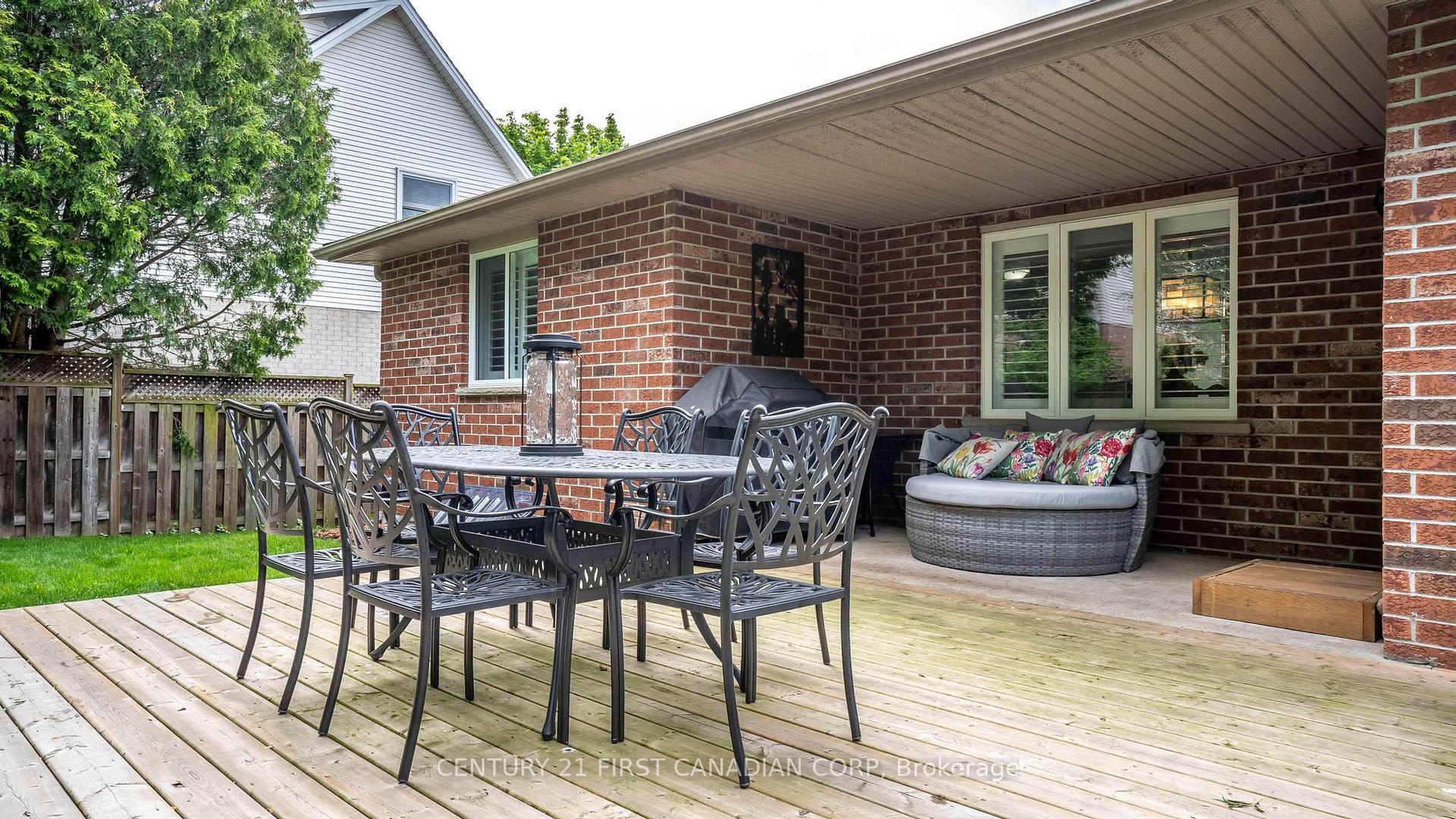 Photo 34 of 839 Guildwood Boulevard, London, North M — HOMEH
