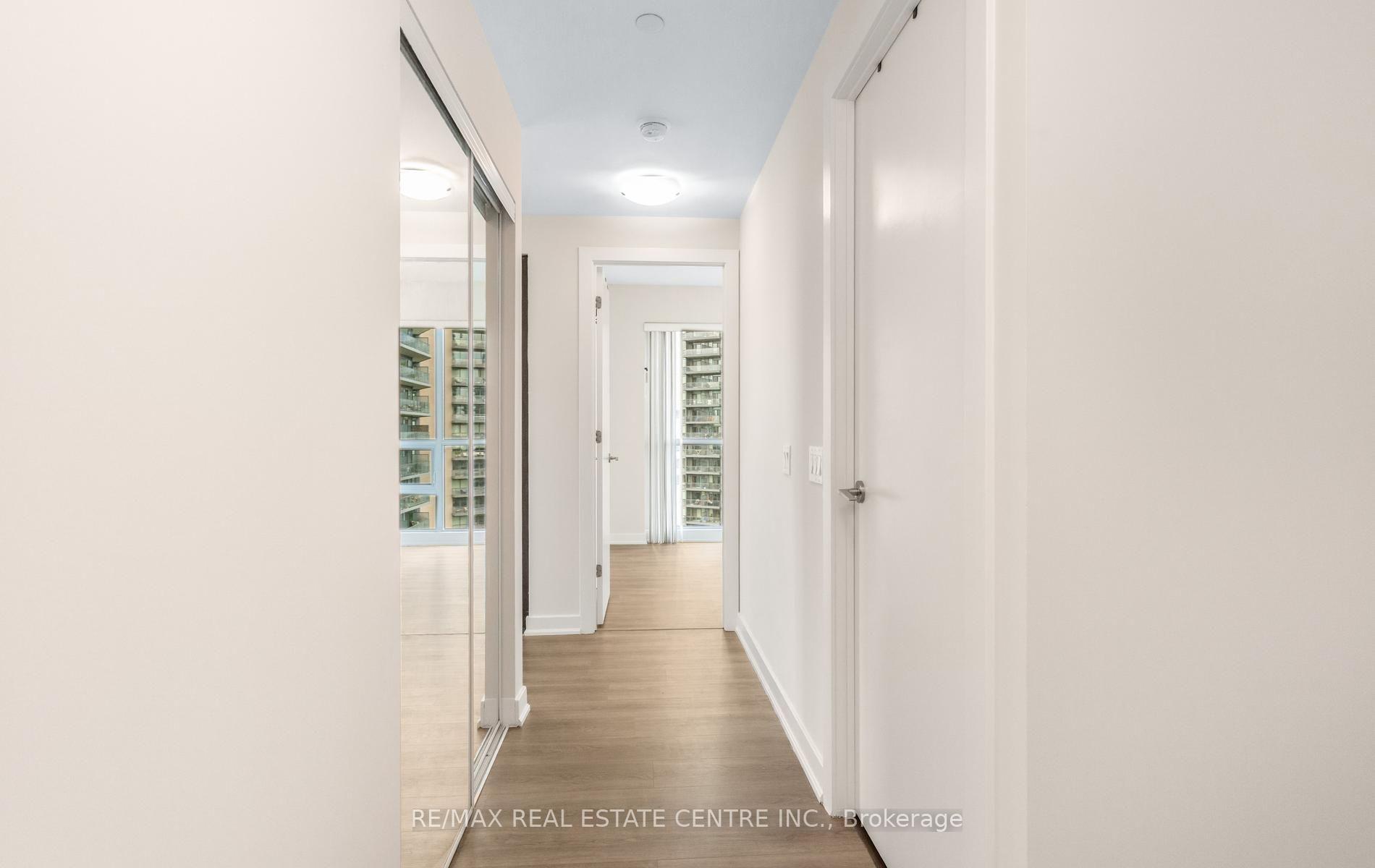 Photo 6 of Unit 1602, 2220 Lakeshore Boulevard W, Etobicoke, Mimico — HOMEH