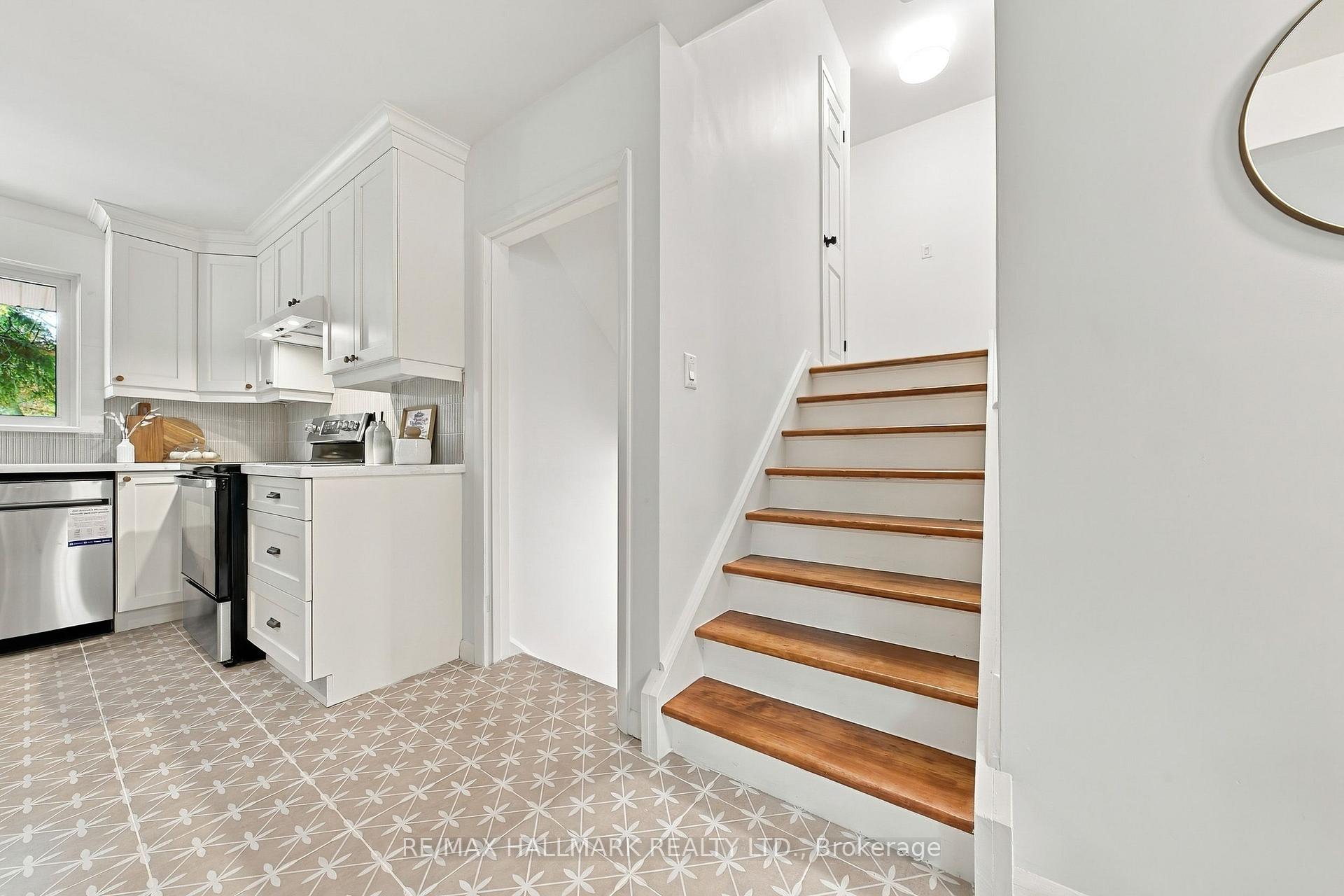 Photo 15 of 189 Taylor Road, Hamilton, Parkview — HOMEH