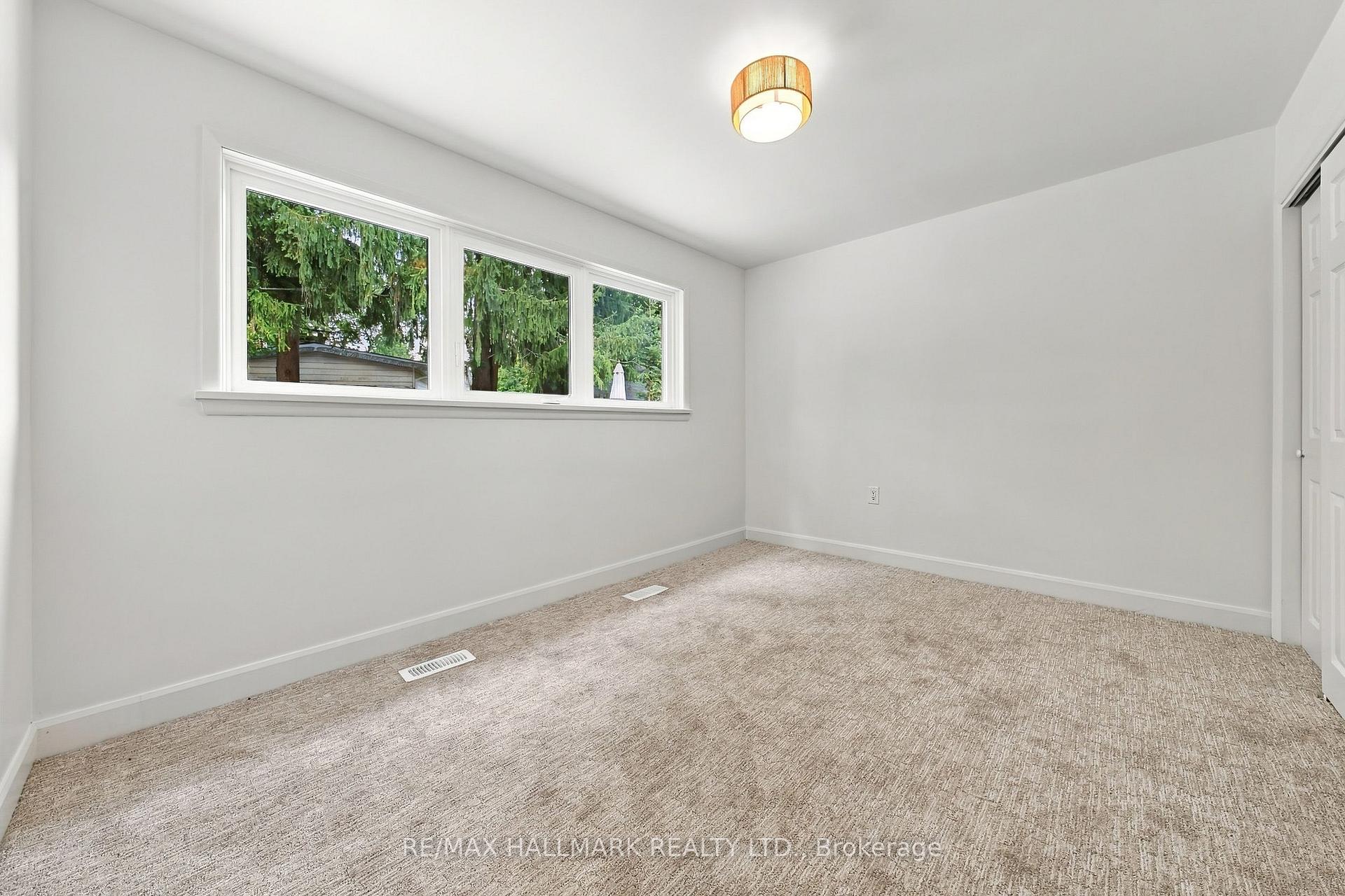 Photo 27 of 189 Taylor Road, Hamilton, Parkview — HOMEH