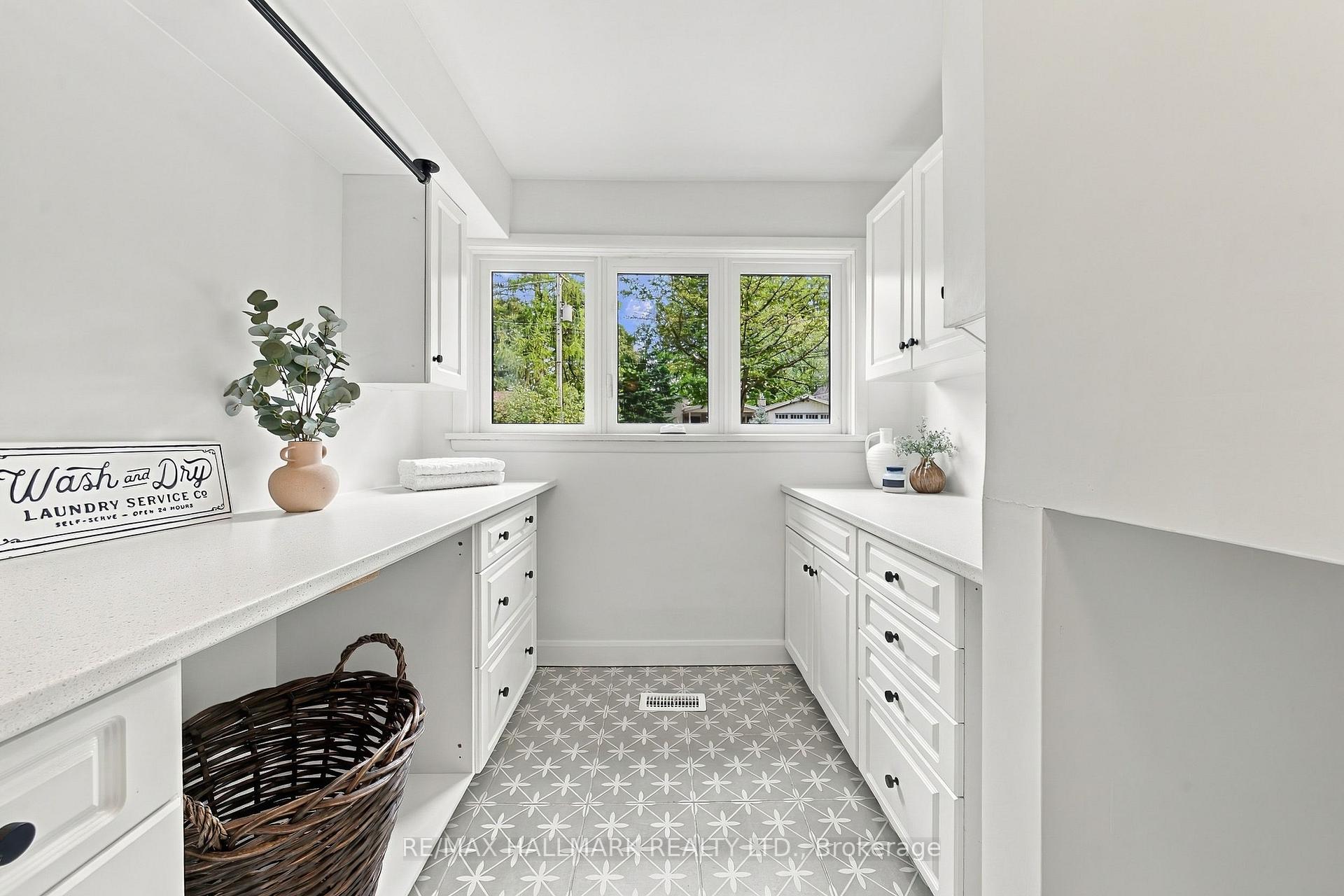 Photo 29 of 189 Taylor Road, Hamilton, Parkview — HOMEH