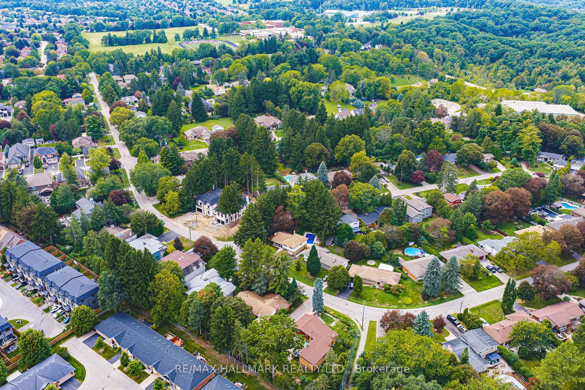 Photo 49 of 189 Taylor Road, Hamilton, Parkview — HOMEH