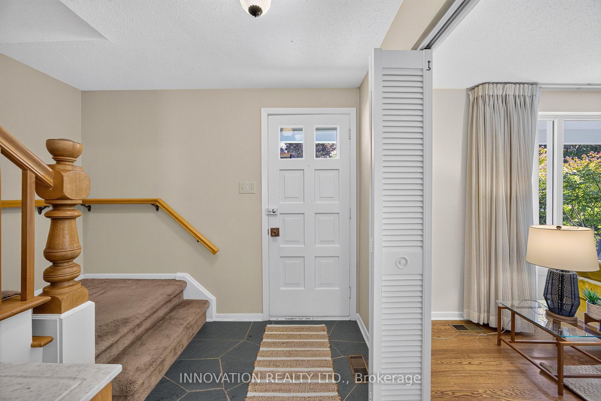 Photo 4 of 10 Welkin Crescent, Ottawa, Borden Farm/Stewart Farm/Carleton Heights/Parkwood Hills — HOMEH