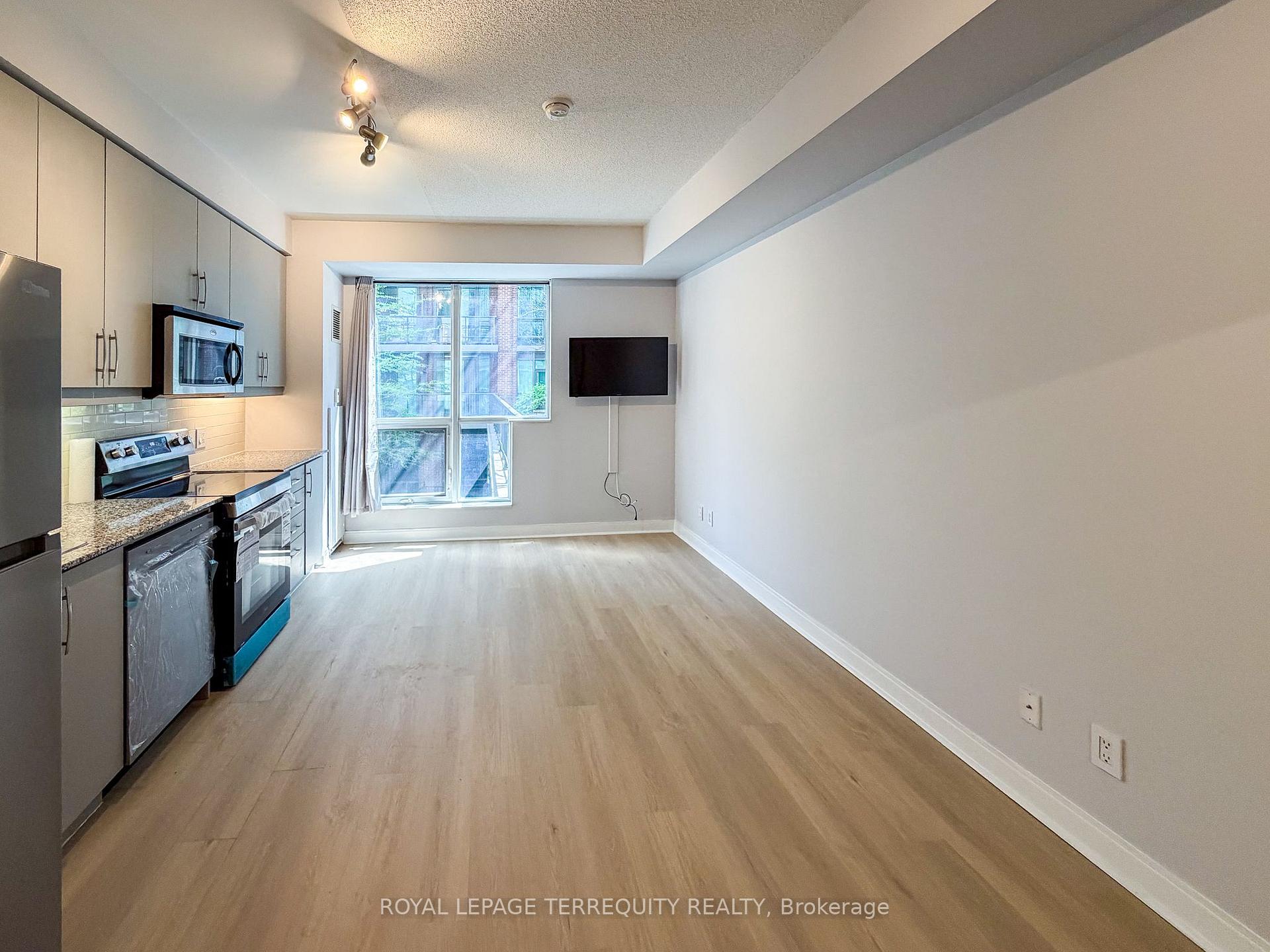 Photo 2 of Unit 311, 1 Scott Street, Toronto, Waterfront Communities — HOMEH