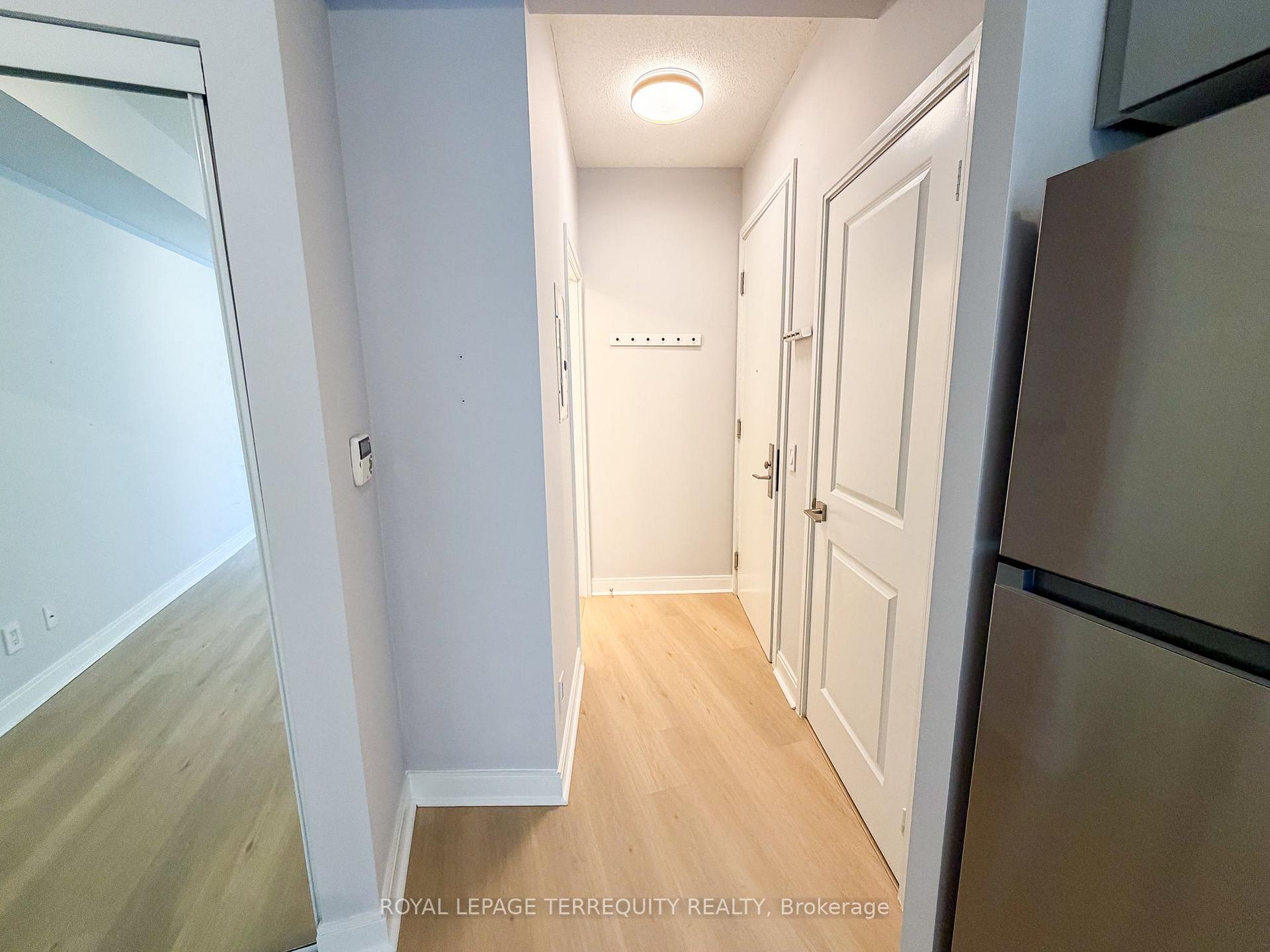 Photo 5 of Unit 311, 1 Scott Street, Toronto, Waterfront Communities — HOMEH