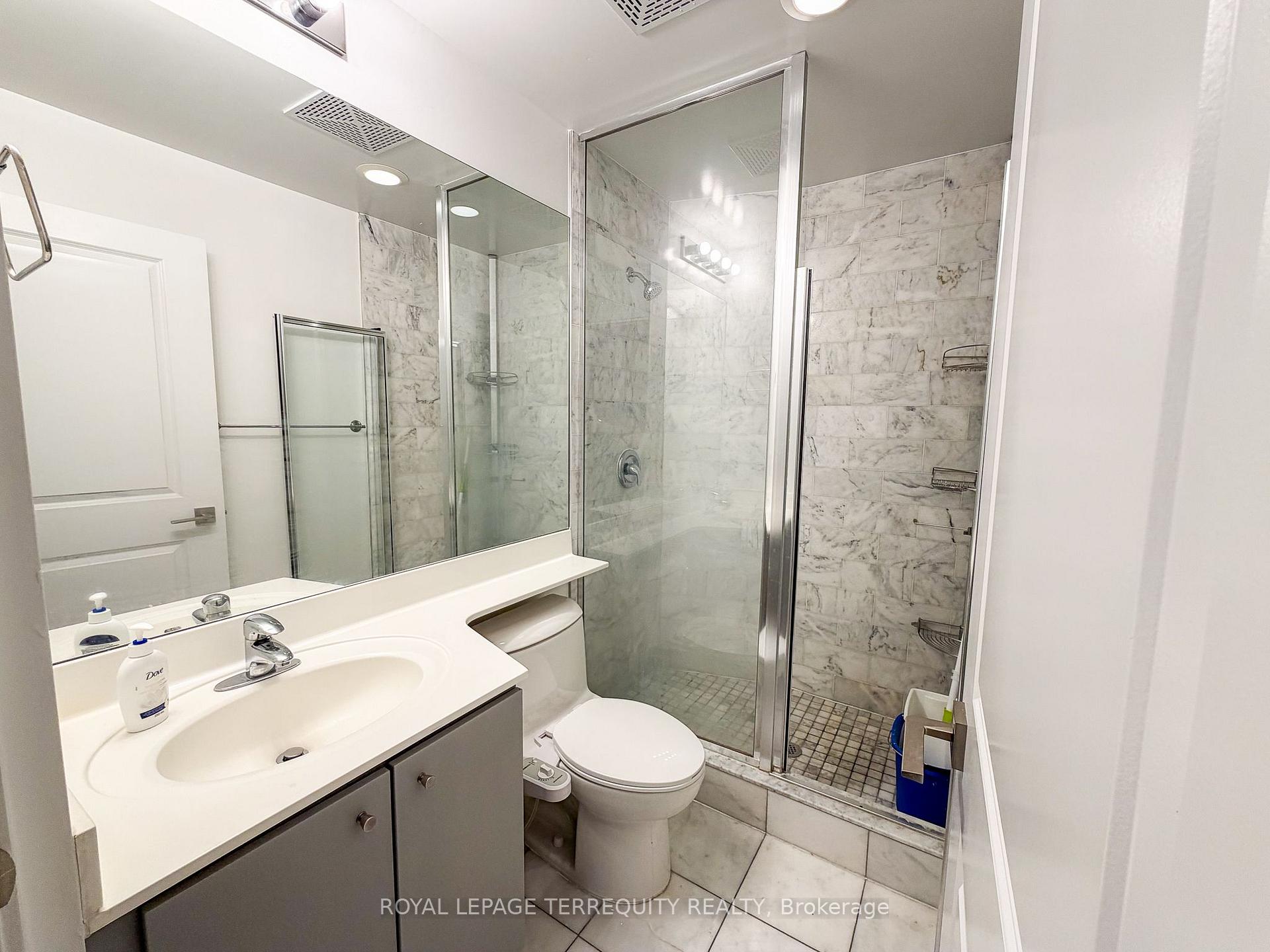 Photo 8 of Unit 311, 1 Scott Street, Toronto, Waterfront Communities — HOMEH