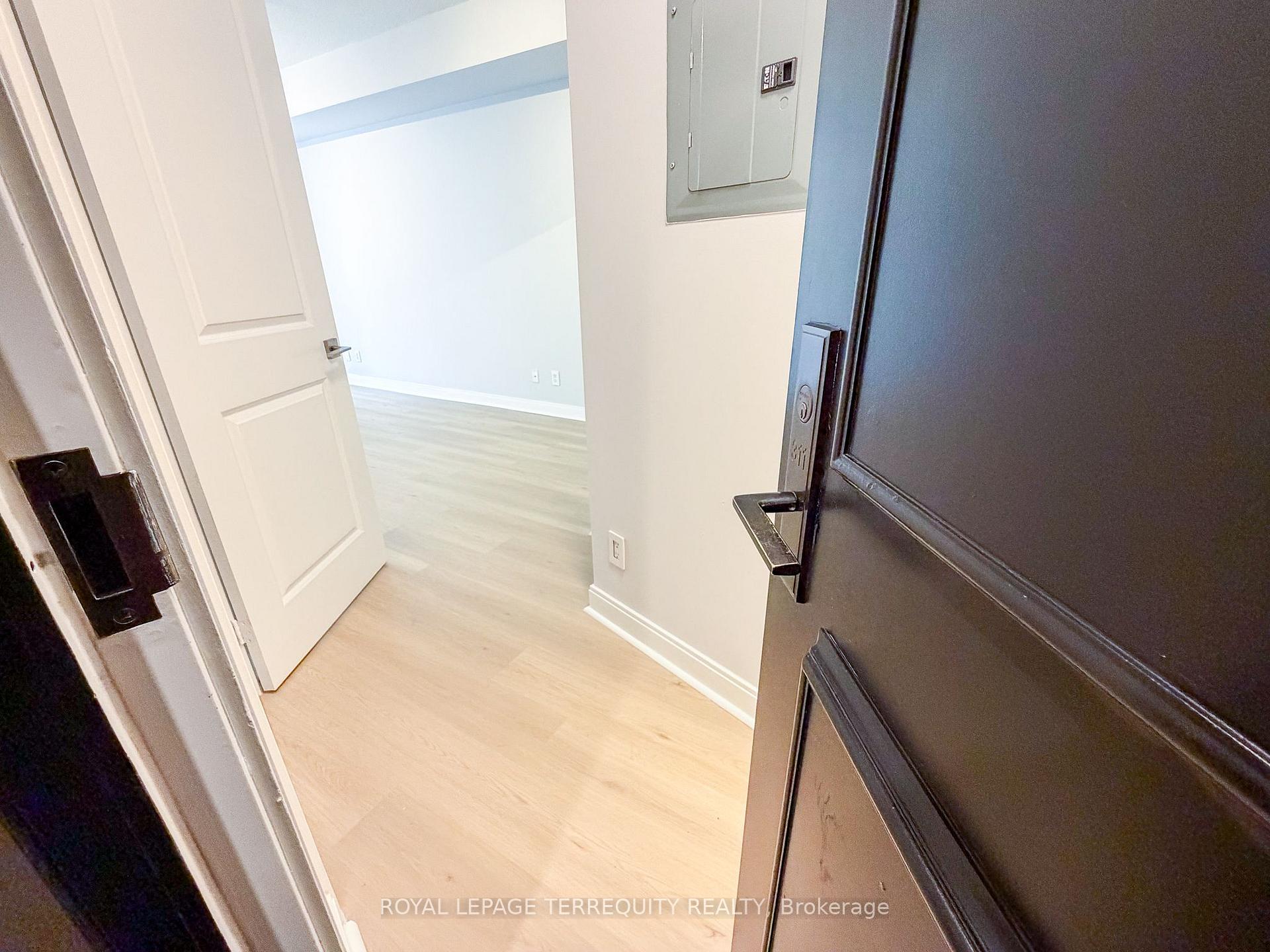 Photo 9 of Unit 311, 1 Scott Street, Toronto, Waterfront Communities — HOMEH