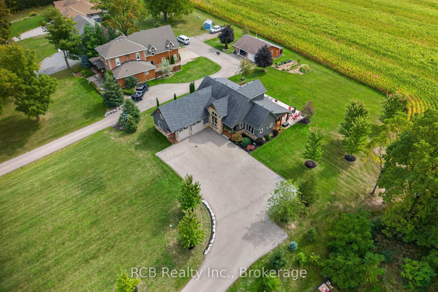 Photo 4 of 288 # 5 Highway, Brant, South Dumfries — HOMEH