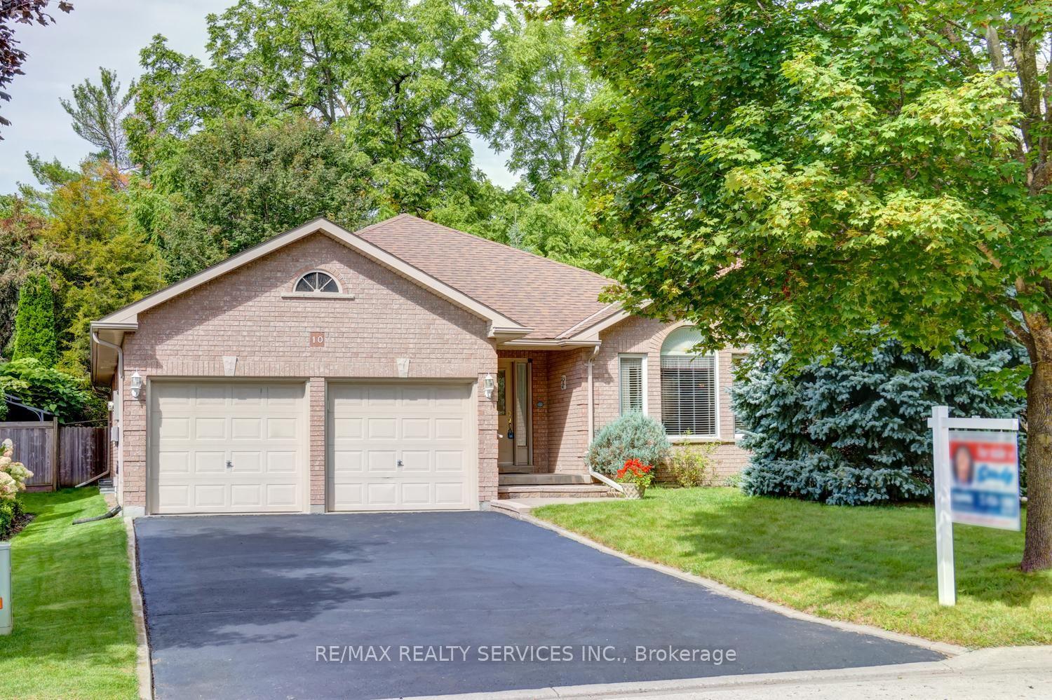 Photo 1 of 10 Brent Road, East Gwillimbury, Holland Landing — HOMEH