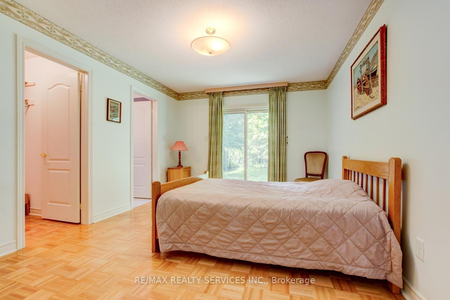 Photo 25 of 10 Brent Road, East Gwillimbury, Holland Landing — HOMEH