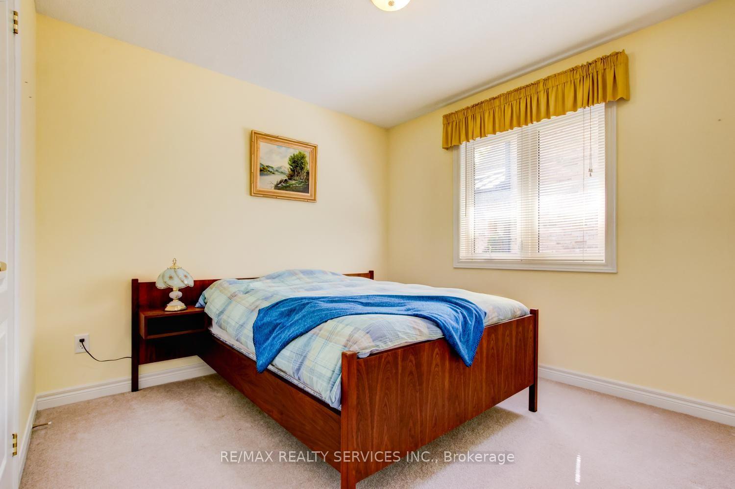 Photo 30 of 10 Brent Road, East Gwillimbury, Holland Landing — HOMEH