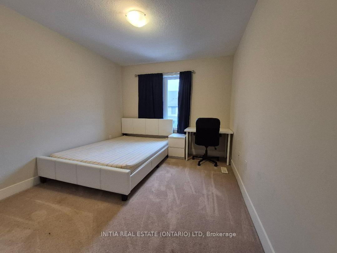 Photo 5 of Unit 109, 1960 Dalmagarry Road, London, North E — HOMEH