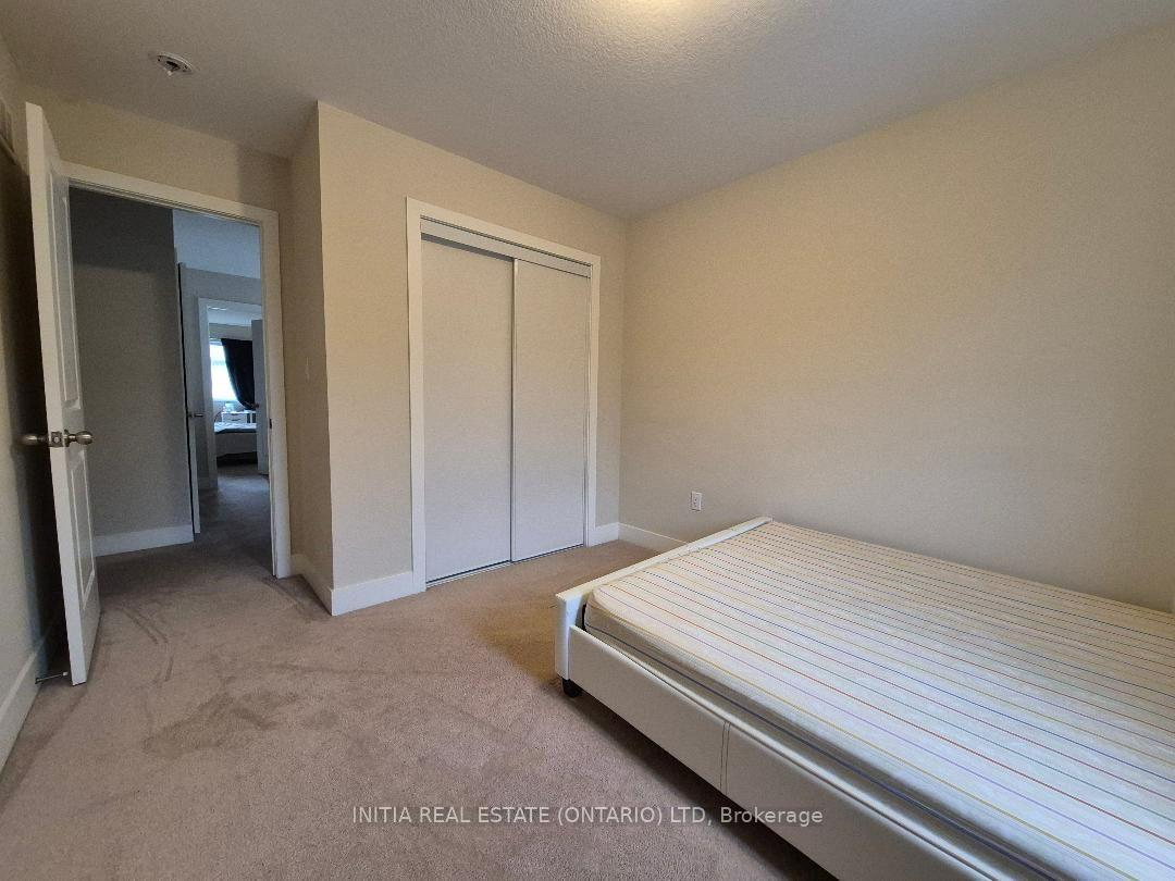 Photo 7 of Unit 109, 1960 Dalmagarry Road, London, North E — HOMEH