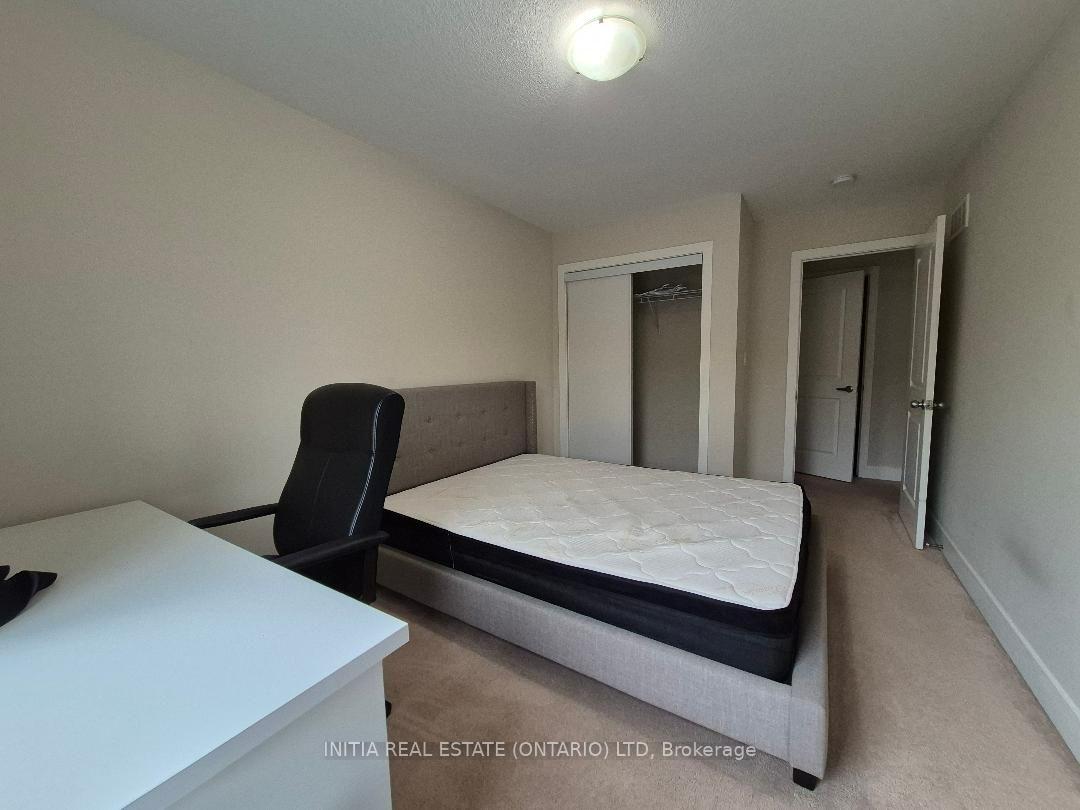 Photo 9 of Unit 109, 1960 Dalmagarry Road, London, North E — HOMEH