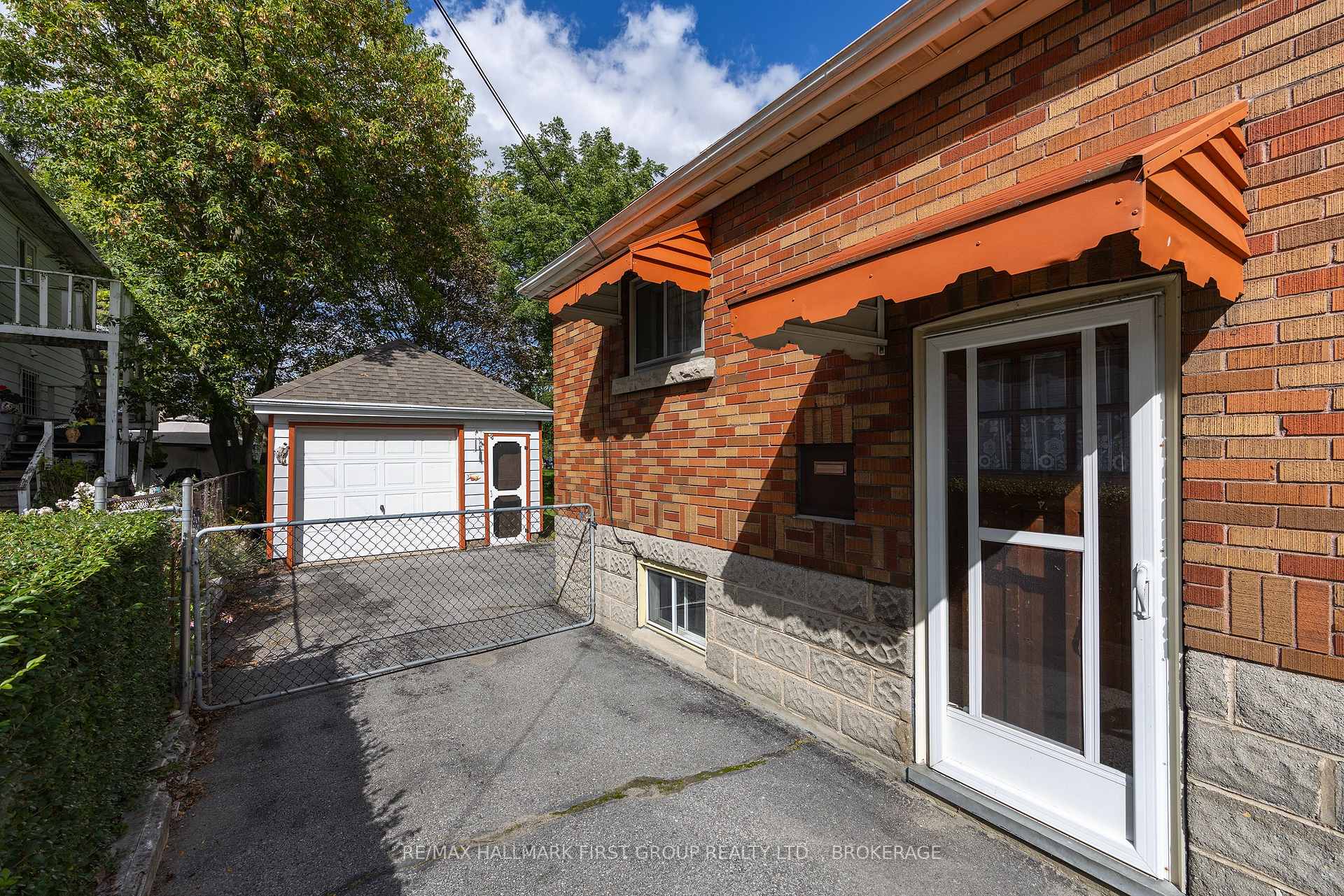 Photo 3 of 49 Park Street, Kingston, Central City East — HOMEH