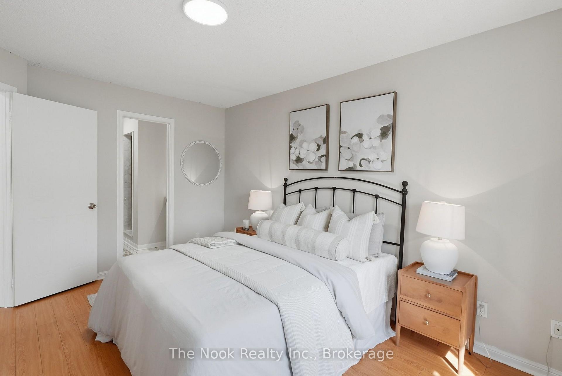 Photo 27 of 33 Aspen Park Way, Whitby, Downtown Whitby — HOMEH
