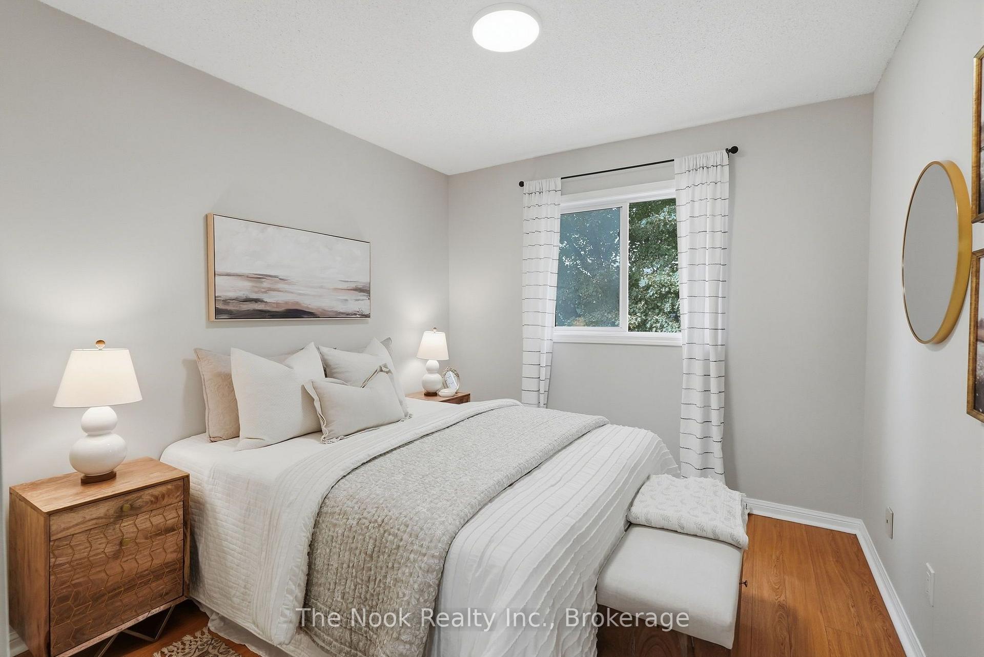 Photo 33 of 33 Aspen Park Way, Whitby, Downtown Whitby — HOMEH