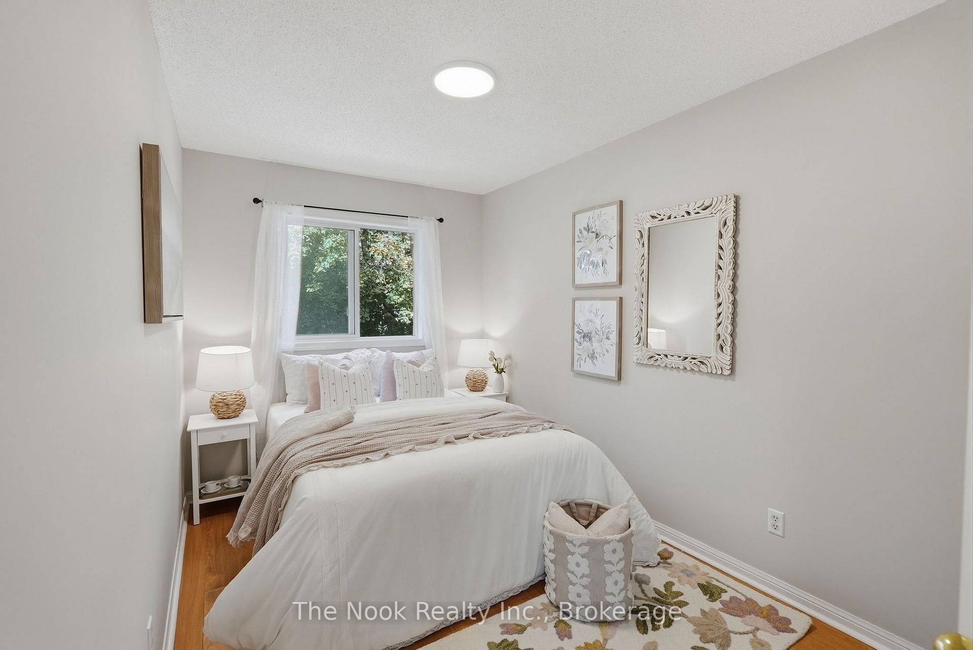 Photo 35 of 33 Aspen Park Way, Whitby, Downtown Whitby — HOMEH