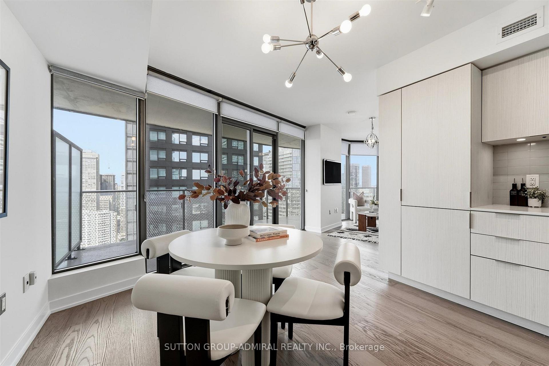 Photo 5 of Unit 3411, 11 Wellesley Street, Toronto, Bay Street Corridor — HOMEH
