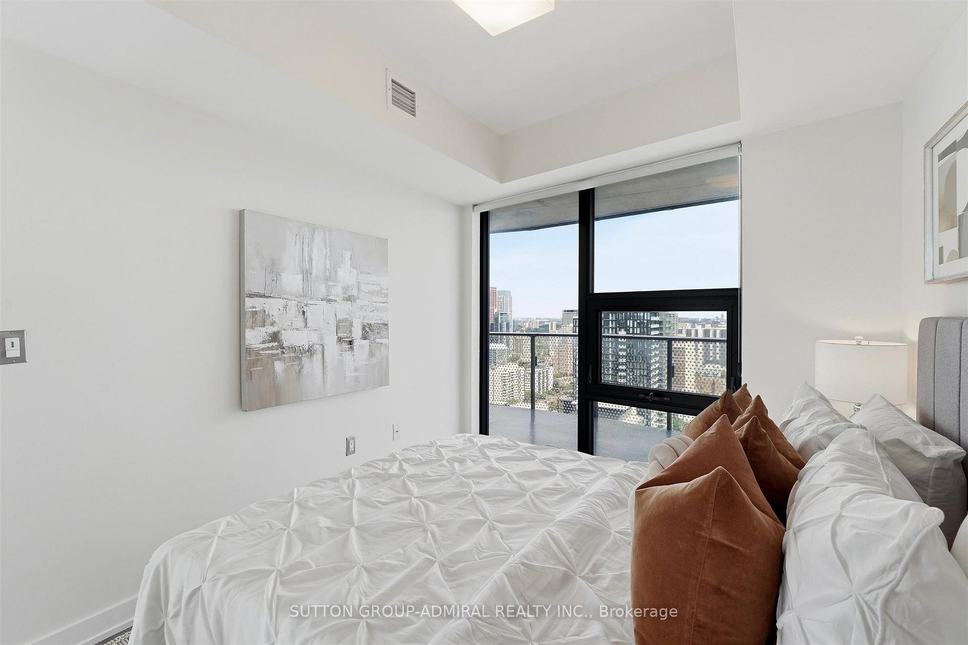 Photo 14 of Unit 3411, 11 Wellesley Street, Toronto, Bay Street Corridor — HOMEH