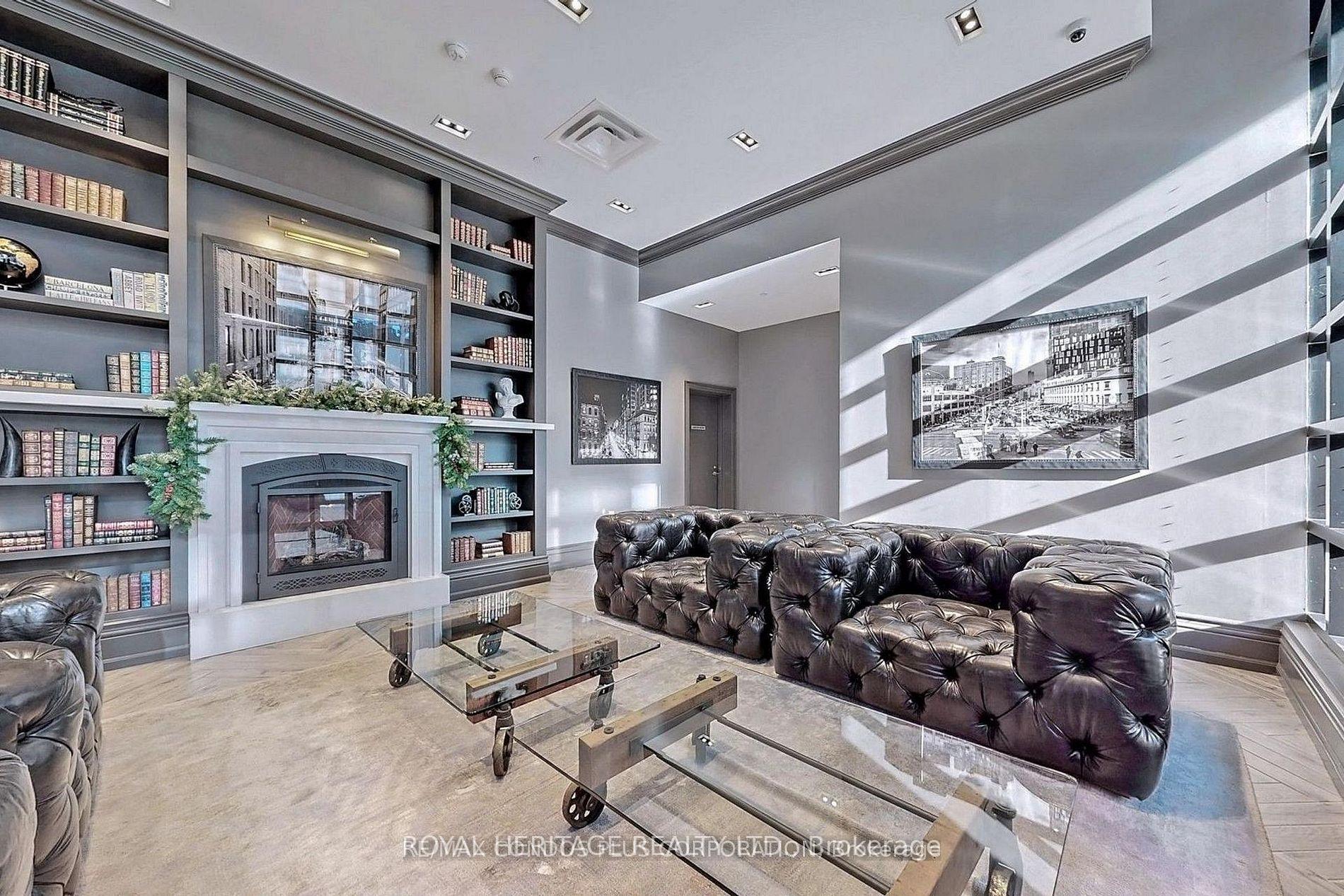 Photo 4 of Unit 904, 608 Richmond Street W, Toronto, Waterfront Communities — HOMEH