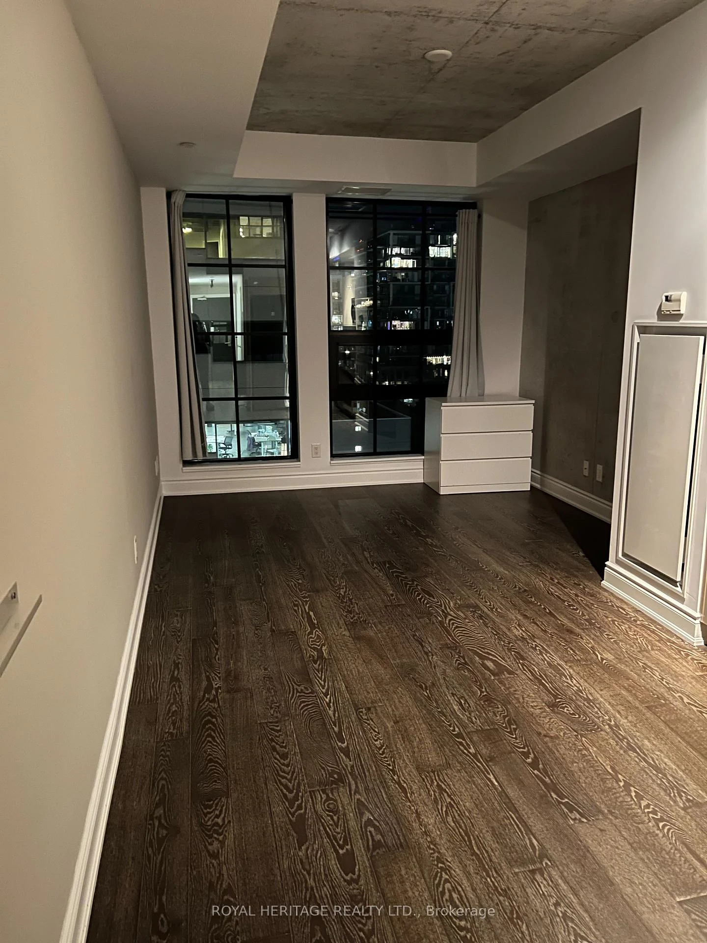 Photo 15 of Unit 904, 608 Richmond Street W, Toronto, Waterfront Communities — HOMEH