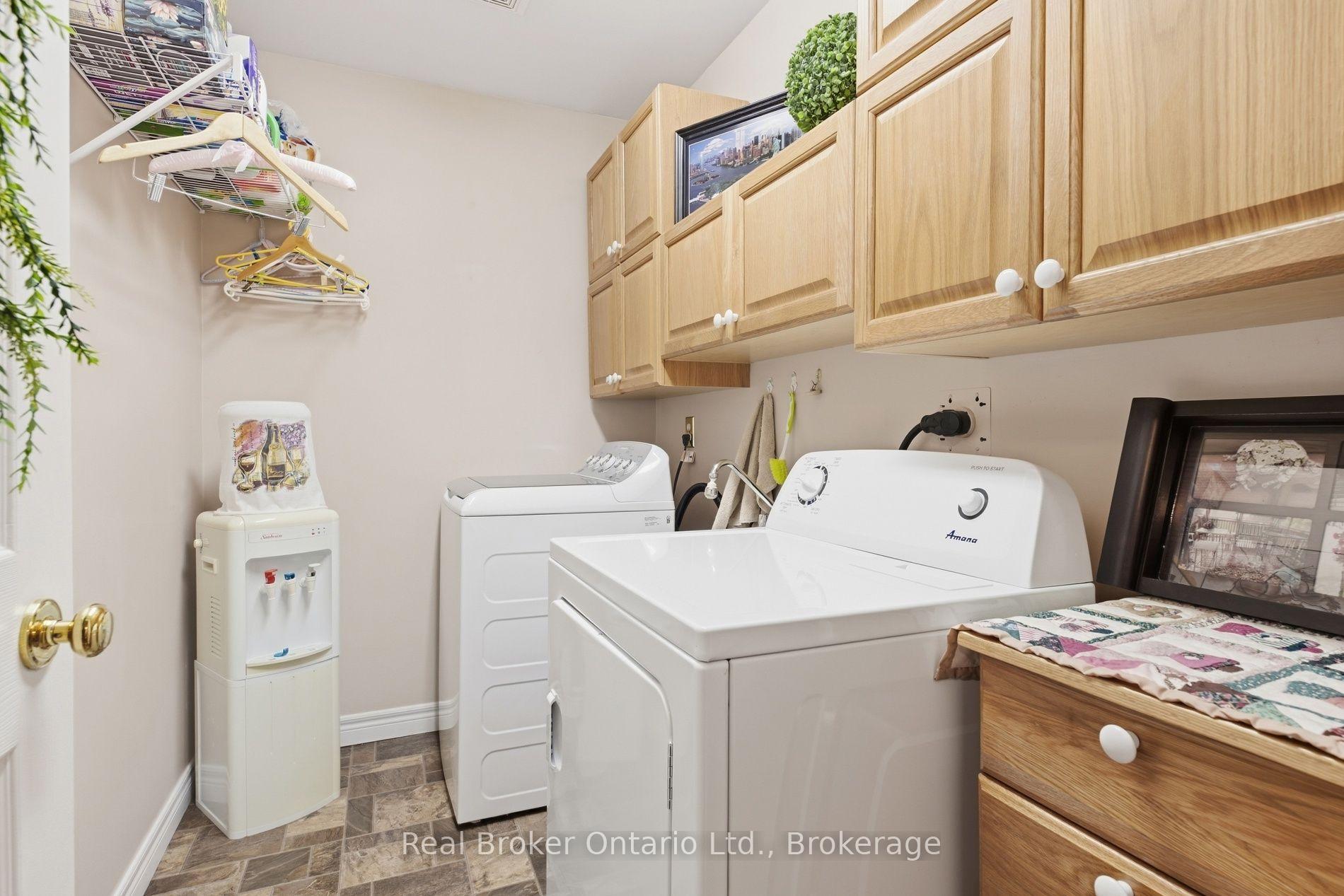 Photo 35 of 4 Thornton Street, Guelph, Grange Road — HOMEH