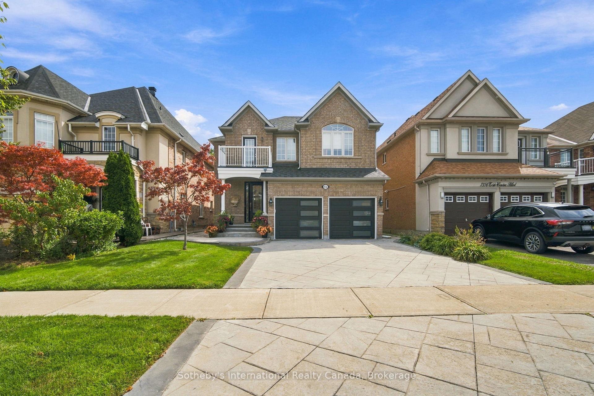 Photo 4 of 3352 Erin Centre Boulevard, Mississauga, Churchill Meadows — HOMEH