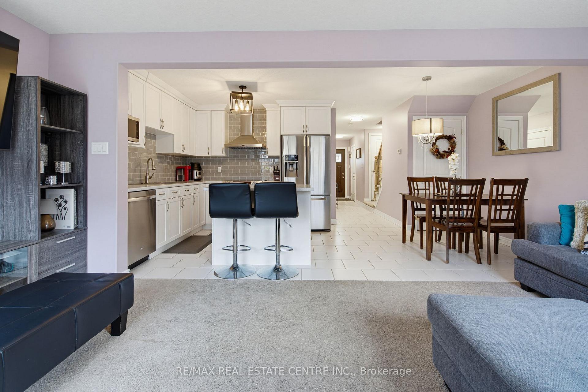 Photo 15 of Unit 69, 124 Parkinson Crescent, Orangeville — HOMEH