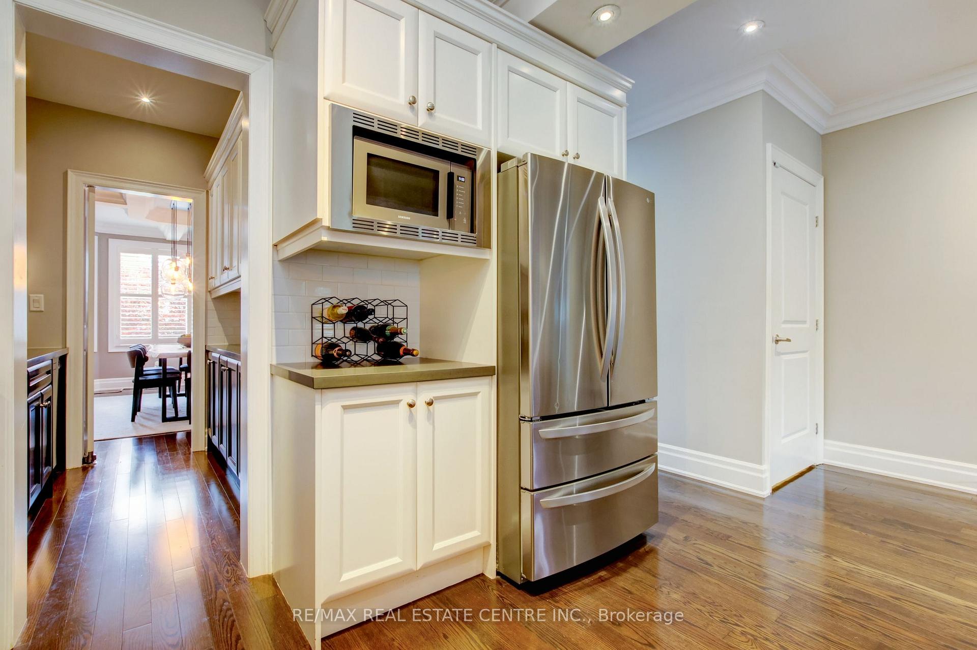 Photo 12 of 73B James Street, Etobicoke, Long Branch — HOMEH