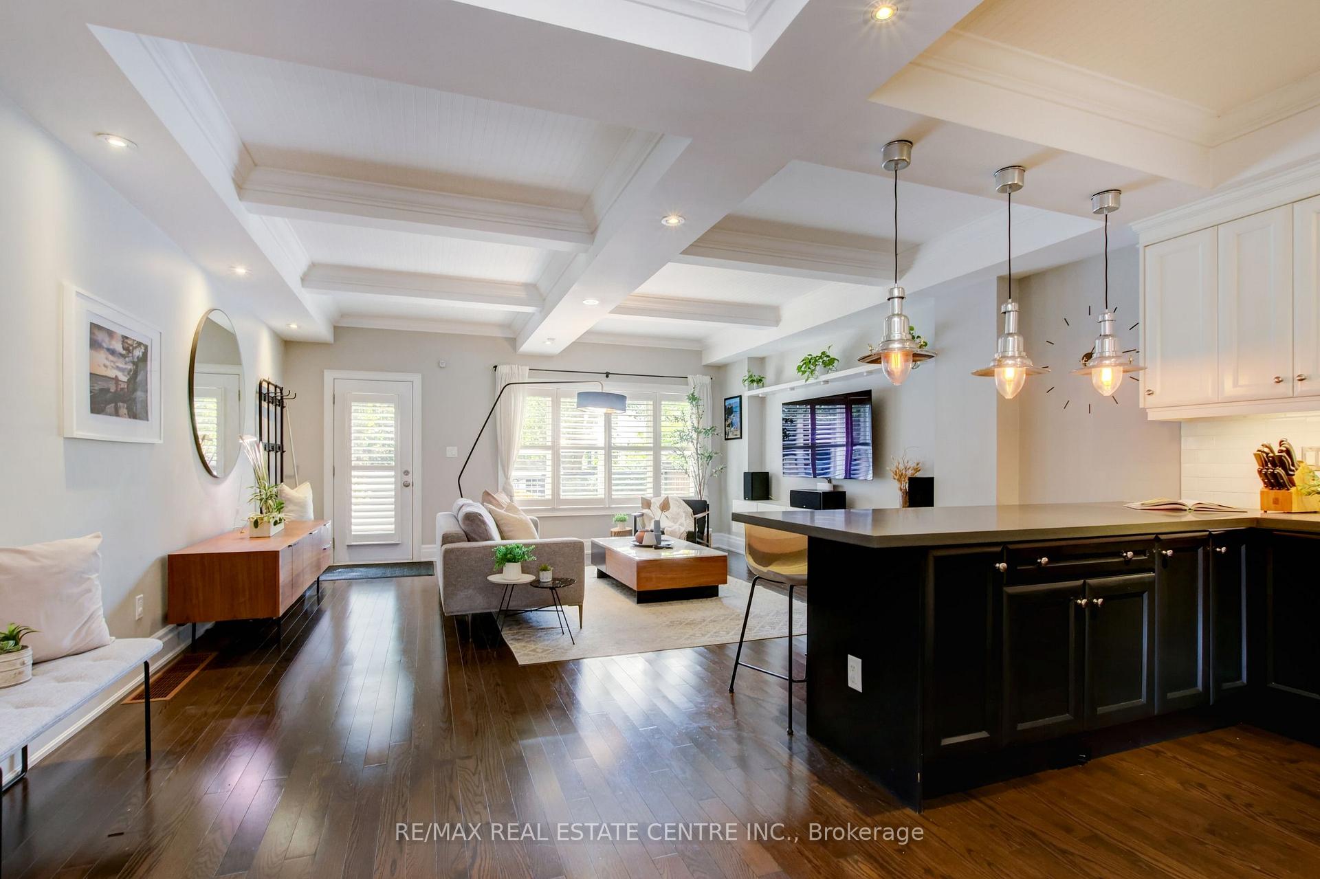 Photo 14 of 73B James Street, Etobicoke, Long Branch — HOMEH