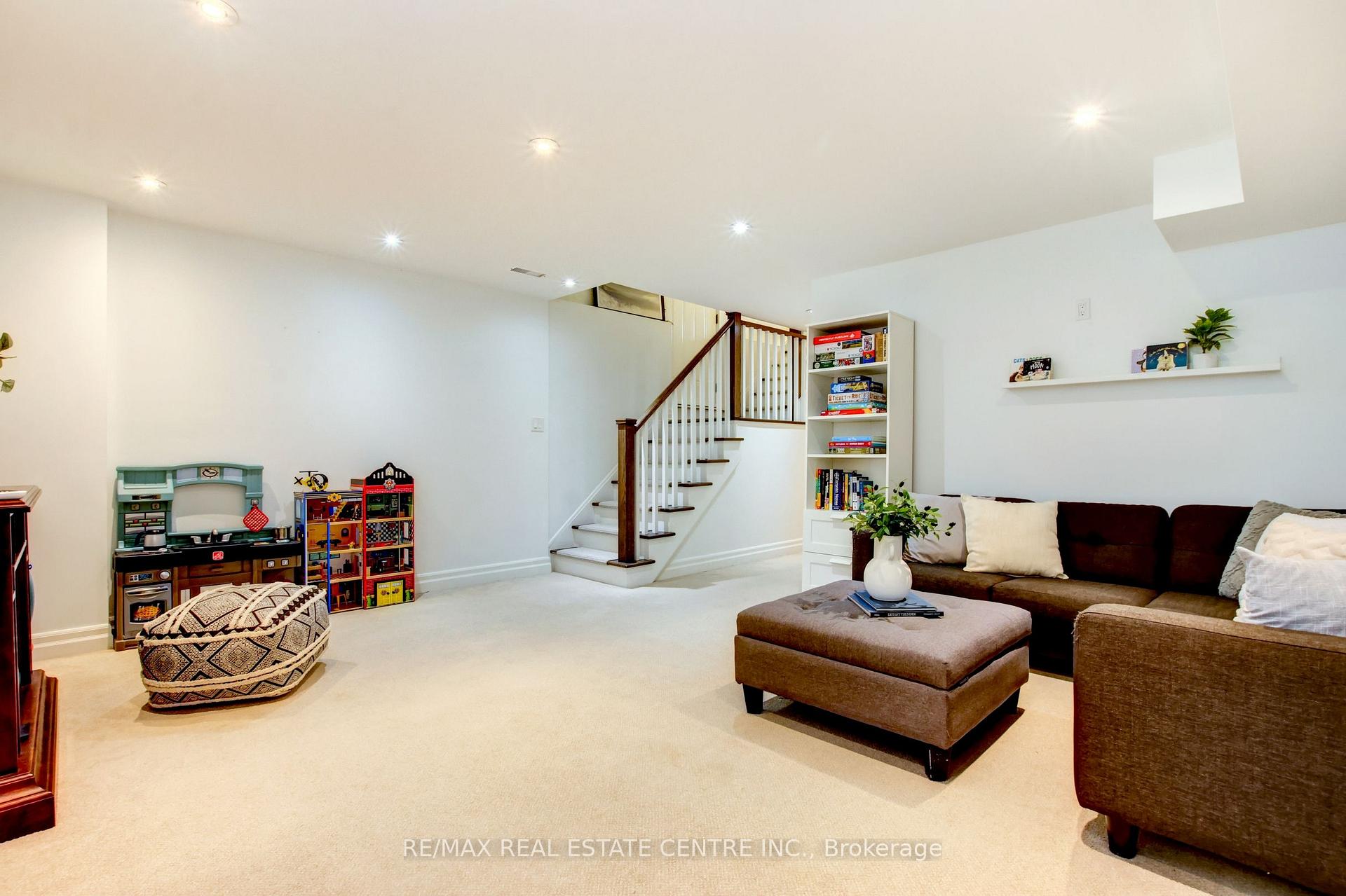 Photo 30 of 73B James Street, Etobicoke, Long Branch — HOMEH