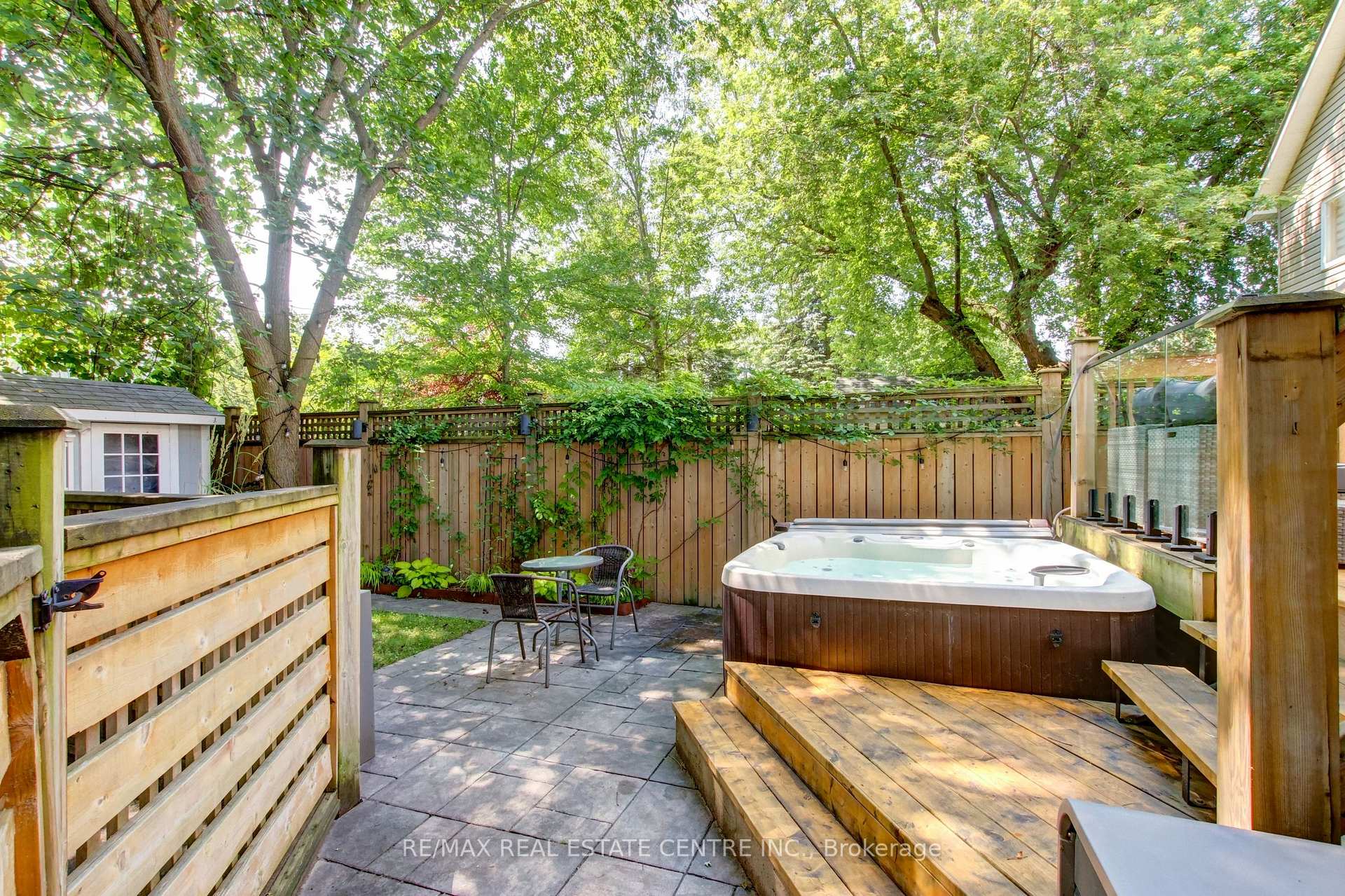 Photo 38 of 73B James Street, Etobicoke, Long Branch — HOMEH