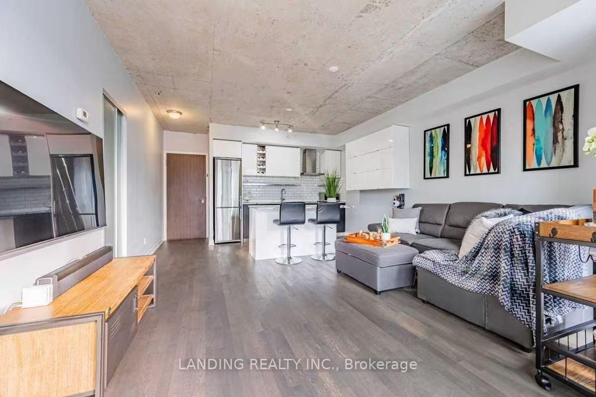 Photo 2 of Unit 622, 560 King Street W, Toronto, Waterfront Communities — HOMEH